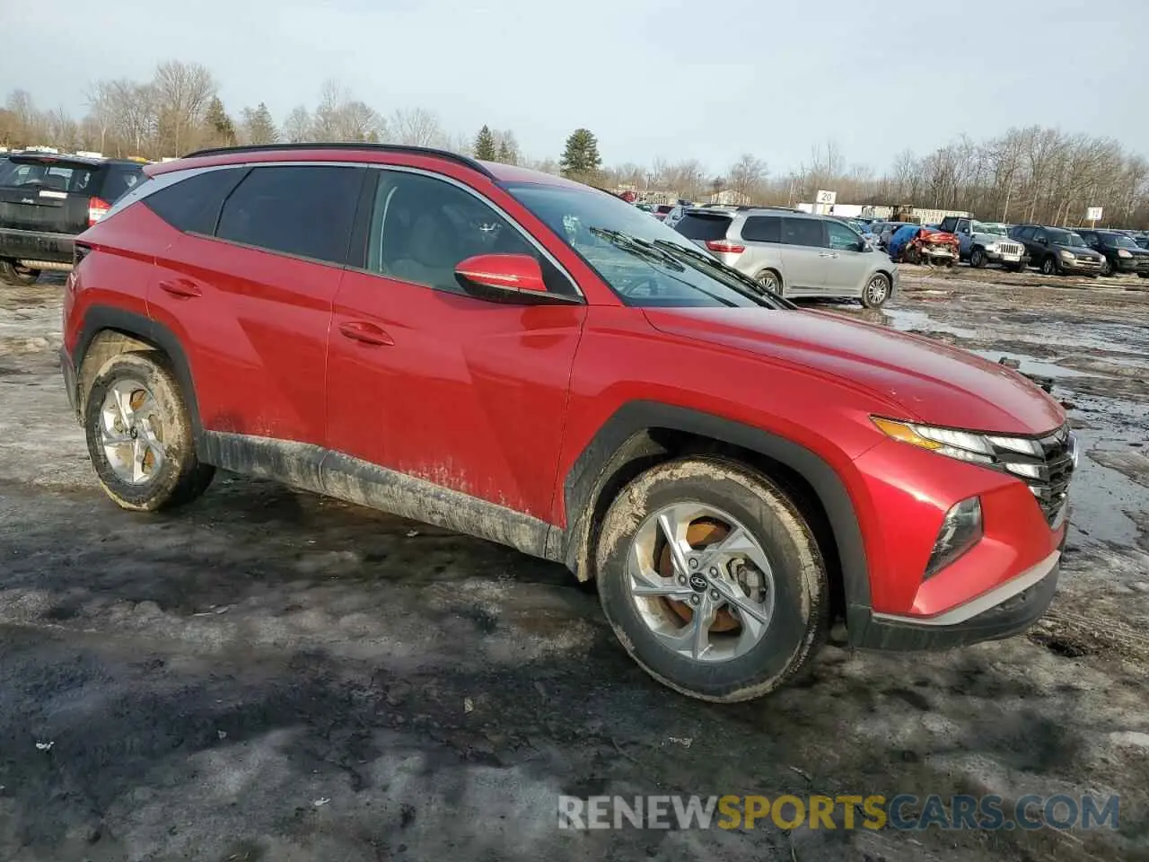 4 Photograph of a damaged car 5NMJBCAE5NH060342 HYUNDAI TUCSON 2022