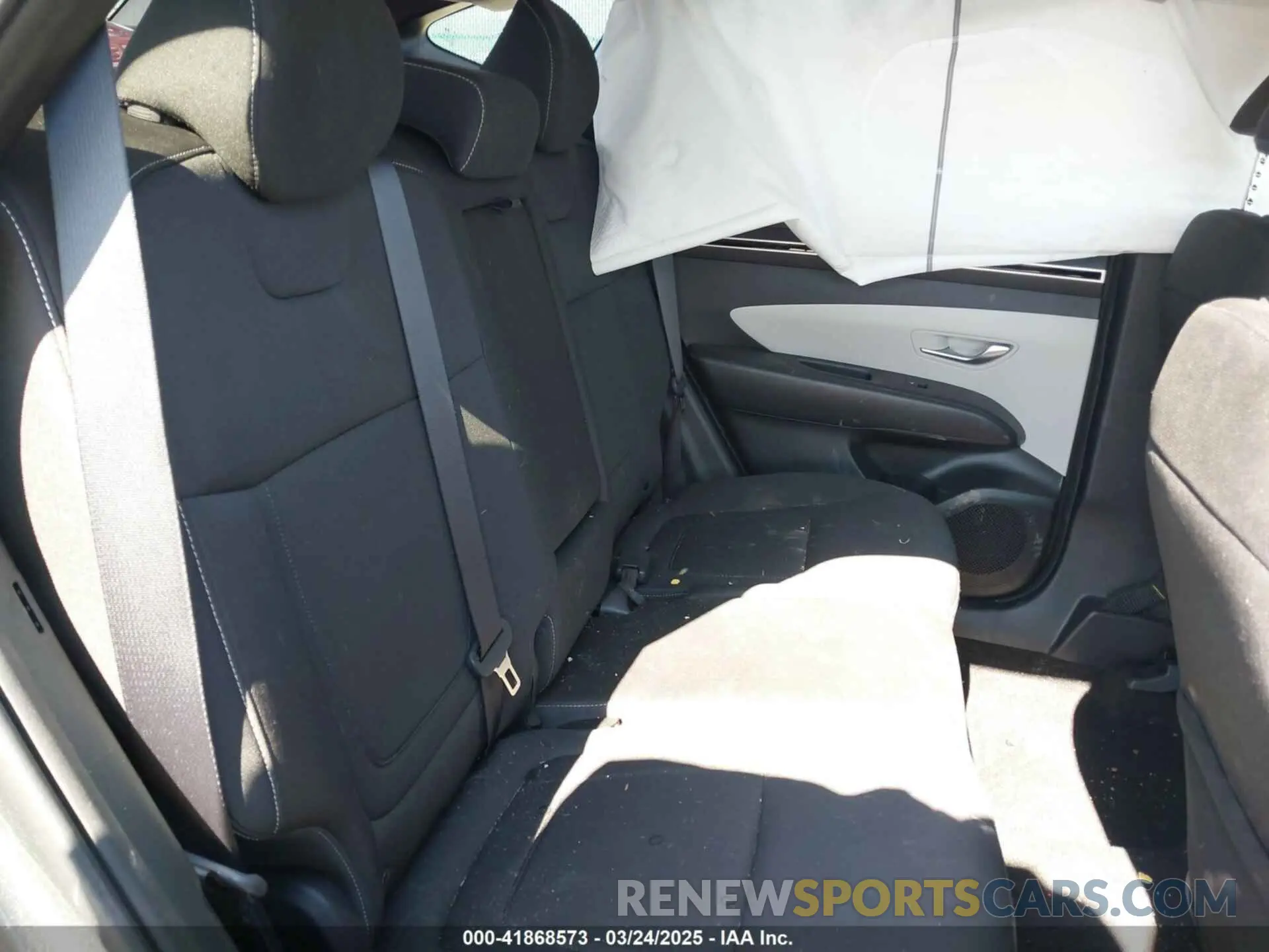 8 Фотография поврежденного автомобиля 5NMJBCAE5NH137470 HYUNDAI TUCSON 2022