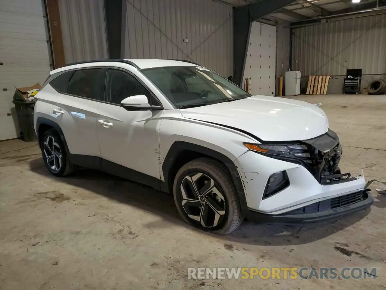 4 Photograph of a damaged car 5NMJBCAE6NH069874 HYUNDAI TUCSON 2022