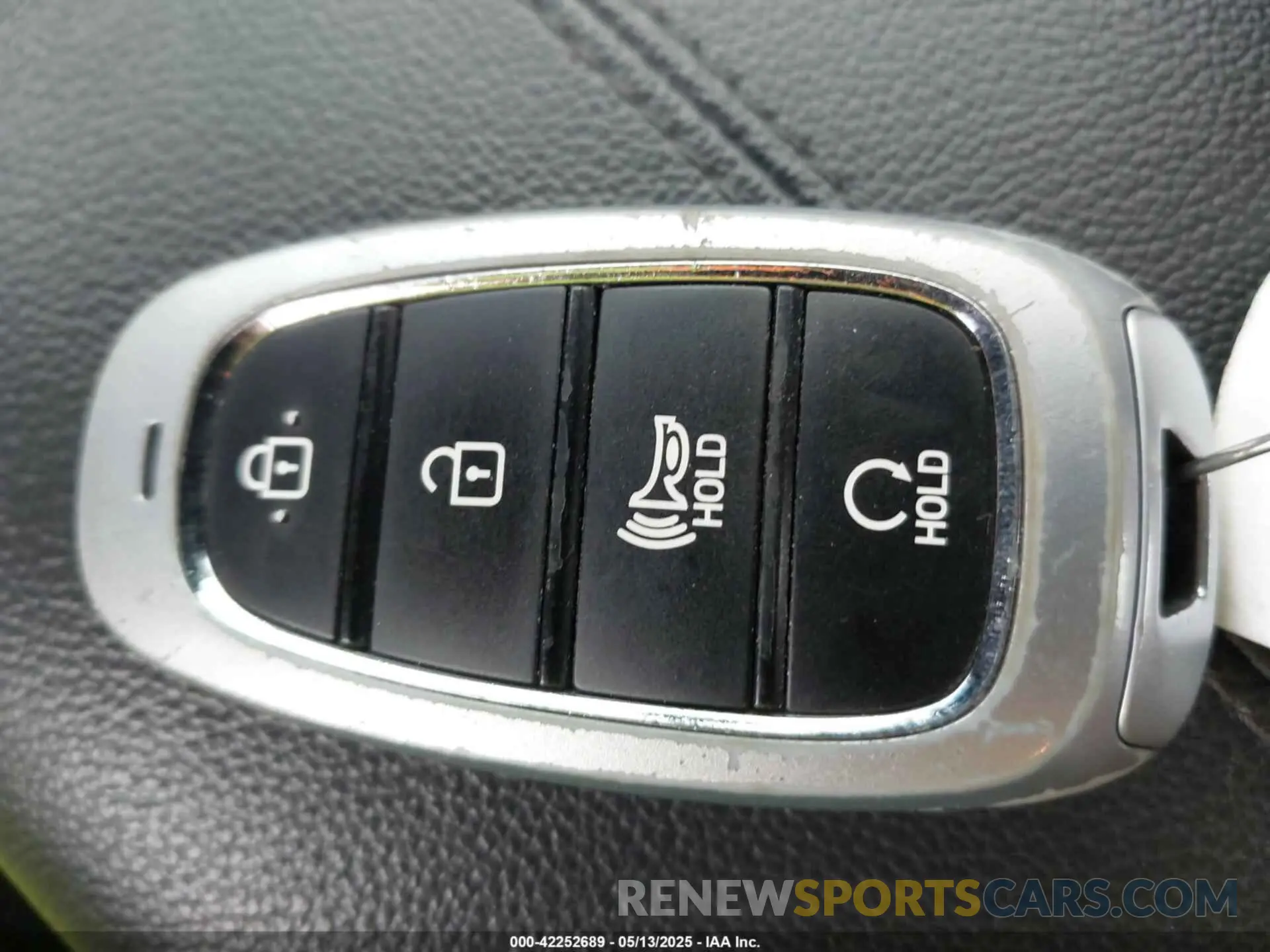 11 Фотография поврежденного автомобиля 5NMJBCAE9NH038148 HYUNDAI TUCSON 2022