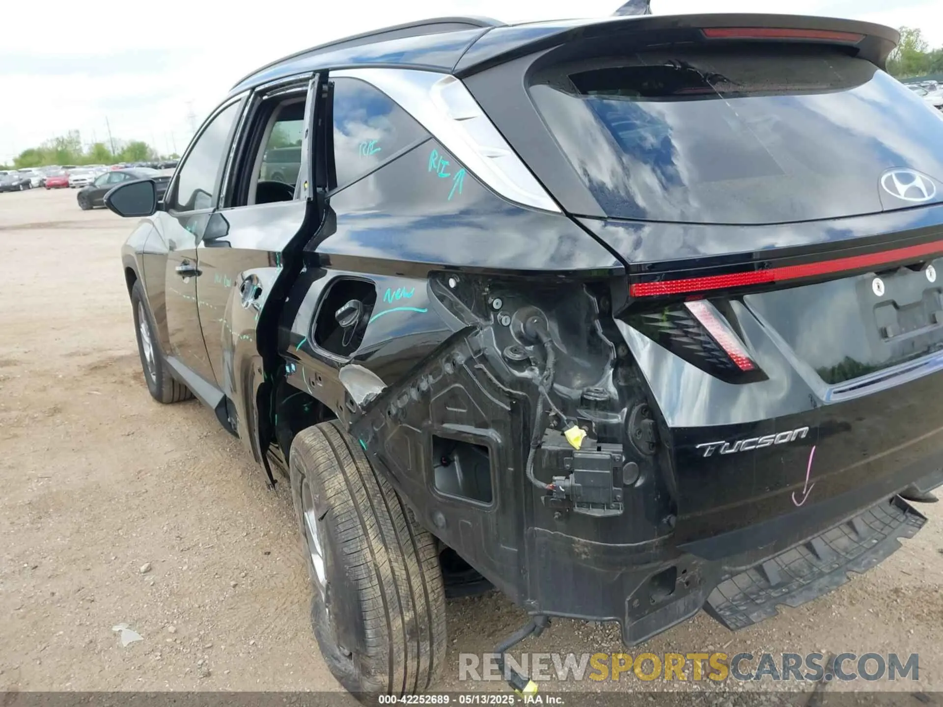 18 Фотография поврежденного автомобиля 5NMJBCAE9NH038148 HYUNDAI TUCSON 2022