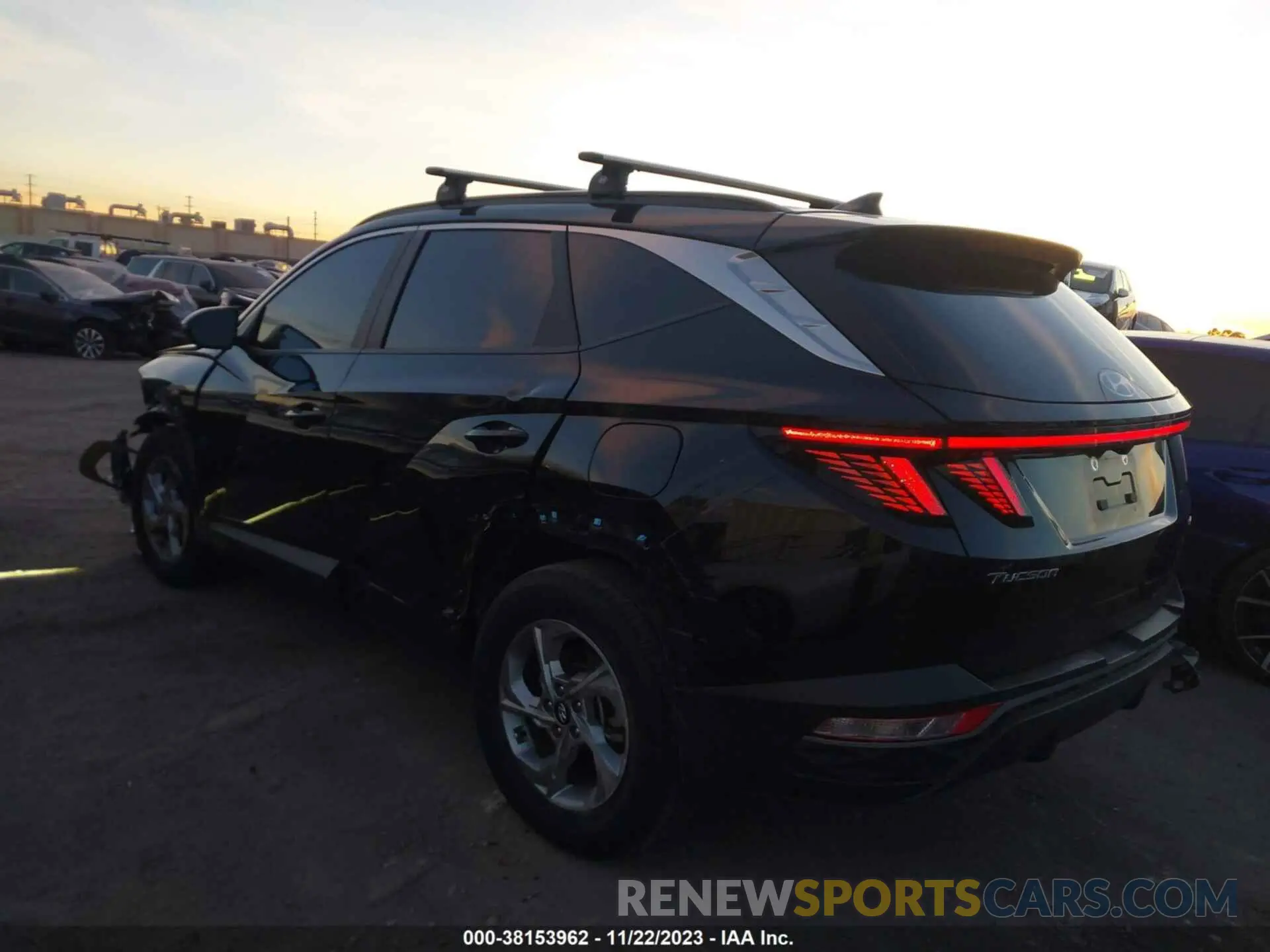 3 Фотография поврежденного автомобиля 5NMJBCAEXNH037882 HYUNDAI TUCSON 2022