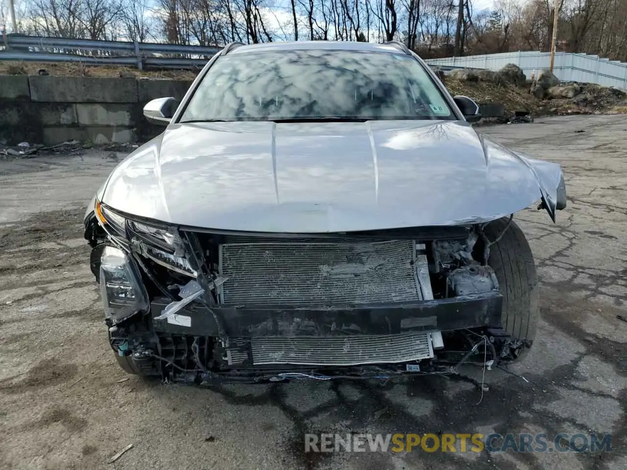 5 Photograph of a damaged car 5NMJBCAEXNH144057 HYUNDAI TUCSON 2022