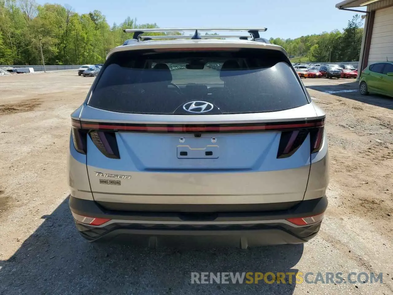 6 Photograph of a damaged car 5NMJC3AE4NH132967 HYUNDAI TUCSON 2022