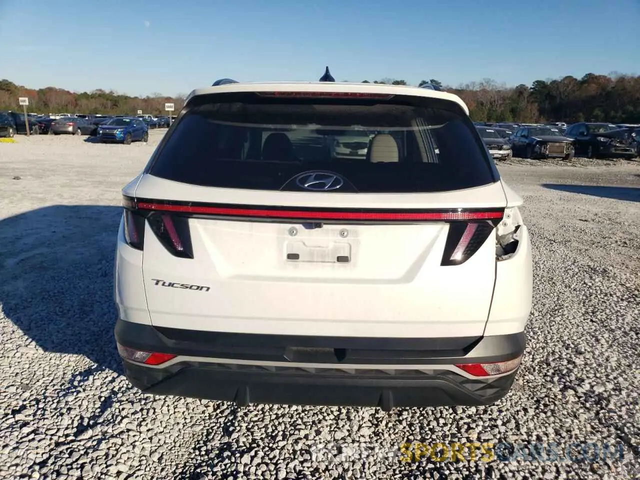 6 Photograph of a damaged car 5NMJC3AE9NH058462 HYUNDAI TUCSON 2022