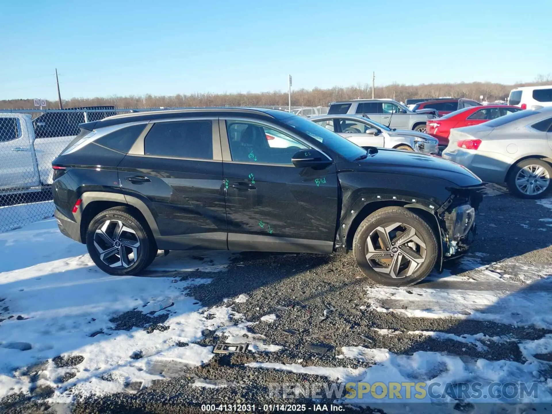 14 Photograph of a damaged car 5NMJCCAE4NH039074 HYUNDAI TUCSON 2022