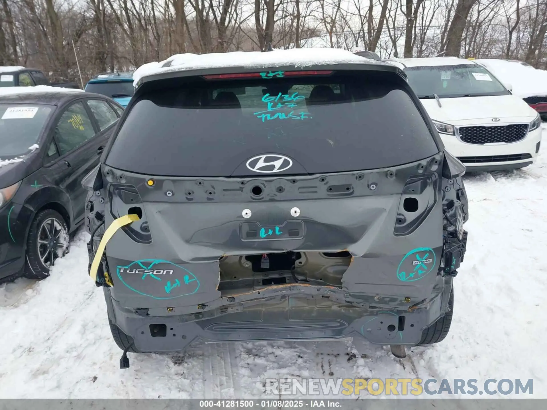 16 Photograph of a damaged car 5NMJCCAE7NH048450 HYUNDAI TUCSON 2022