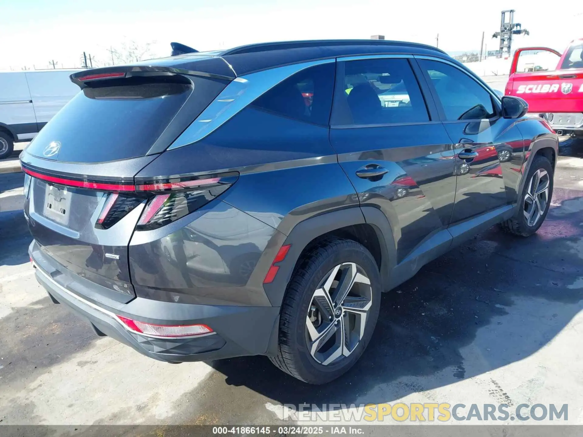 4 Фотография поврежденного автомобиля 5NMJCCAEXNH061242 HYUNDAI TUCSON 2022
