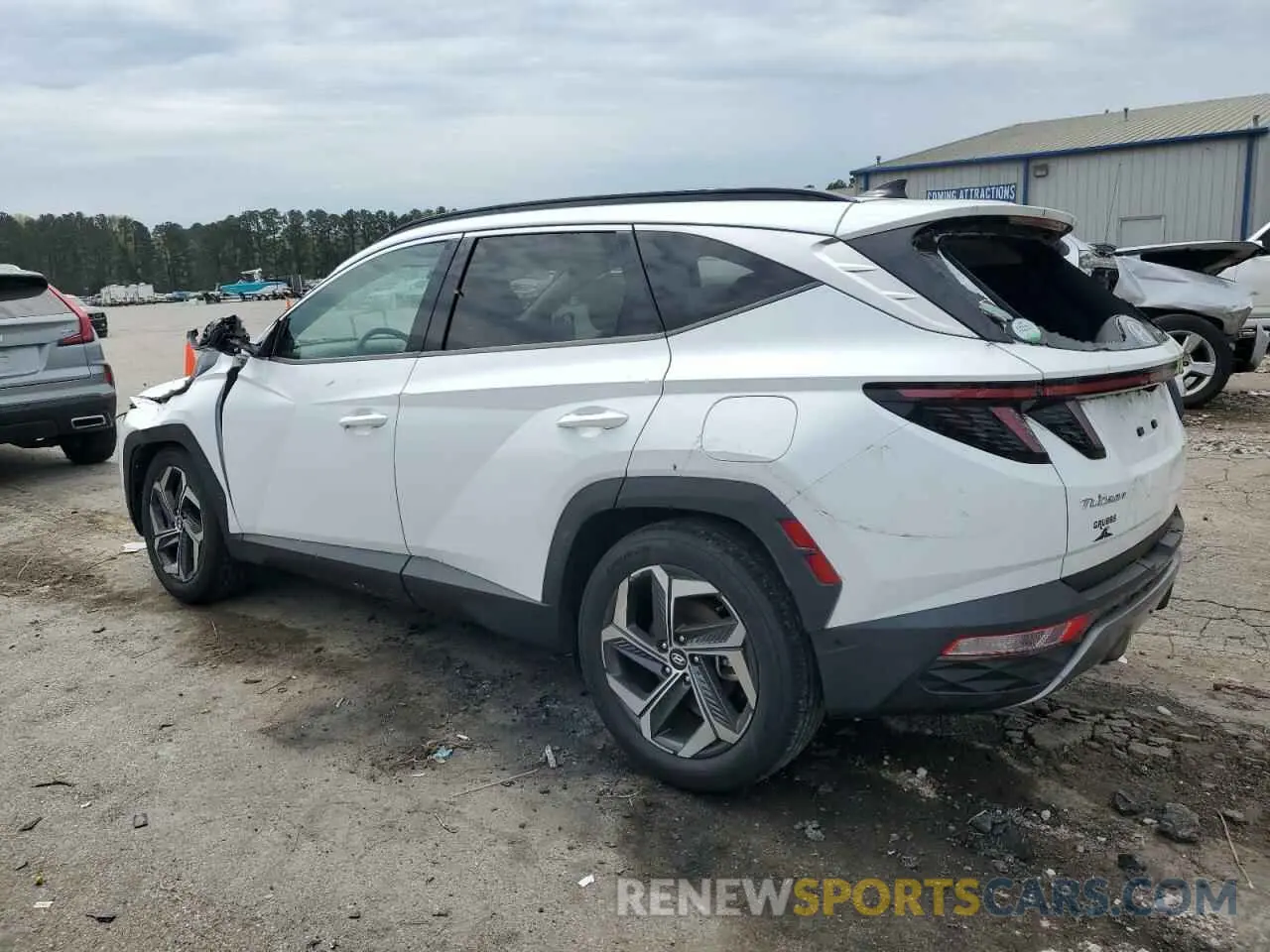 2 Photograph of a damaged car 5NMJE3AE0NH025635 HYUNDAI TUCSON 2022