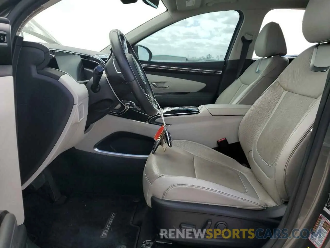 7 Photograph of a damaged car 5NMJE3AE1NH050091 HYUNDAI TUCSON 2022