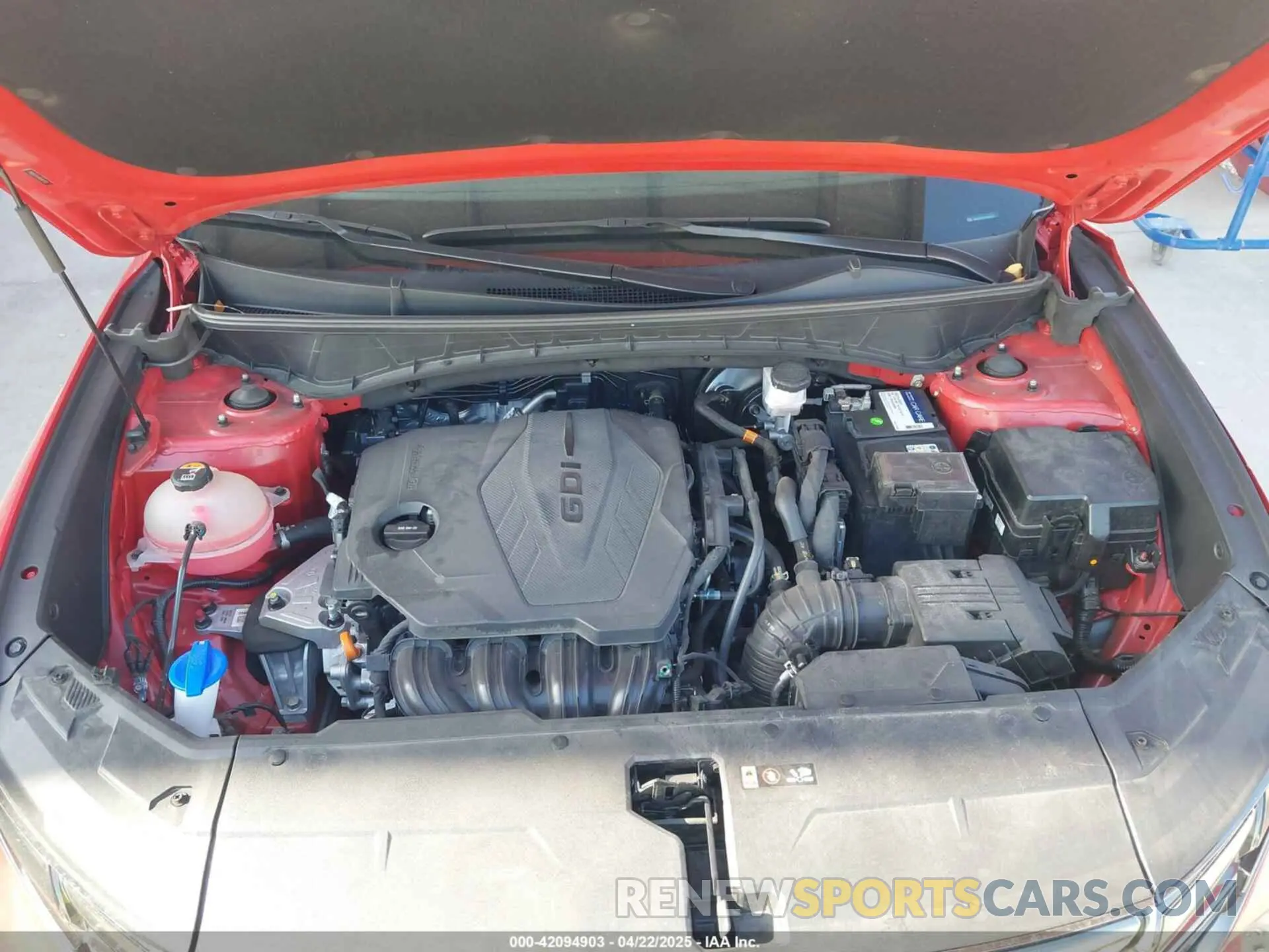 10 Photograph of a damaged car 5NMJE3AE3NH142738 HYUNDAI TUCSON 2022