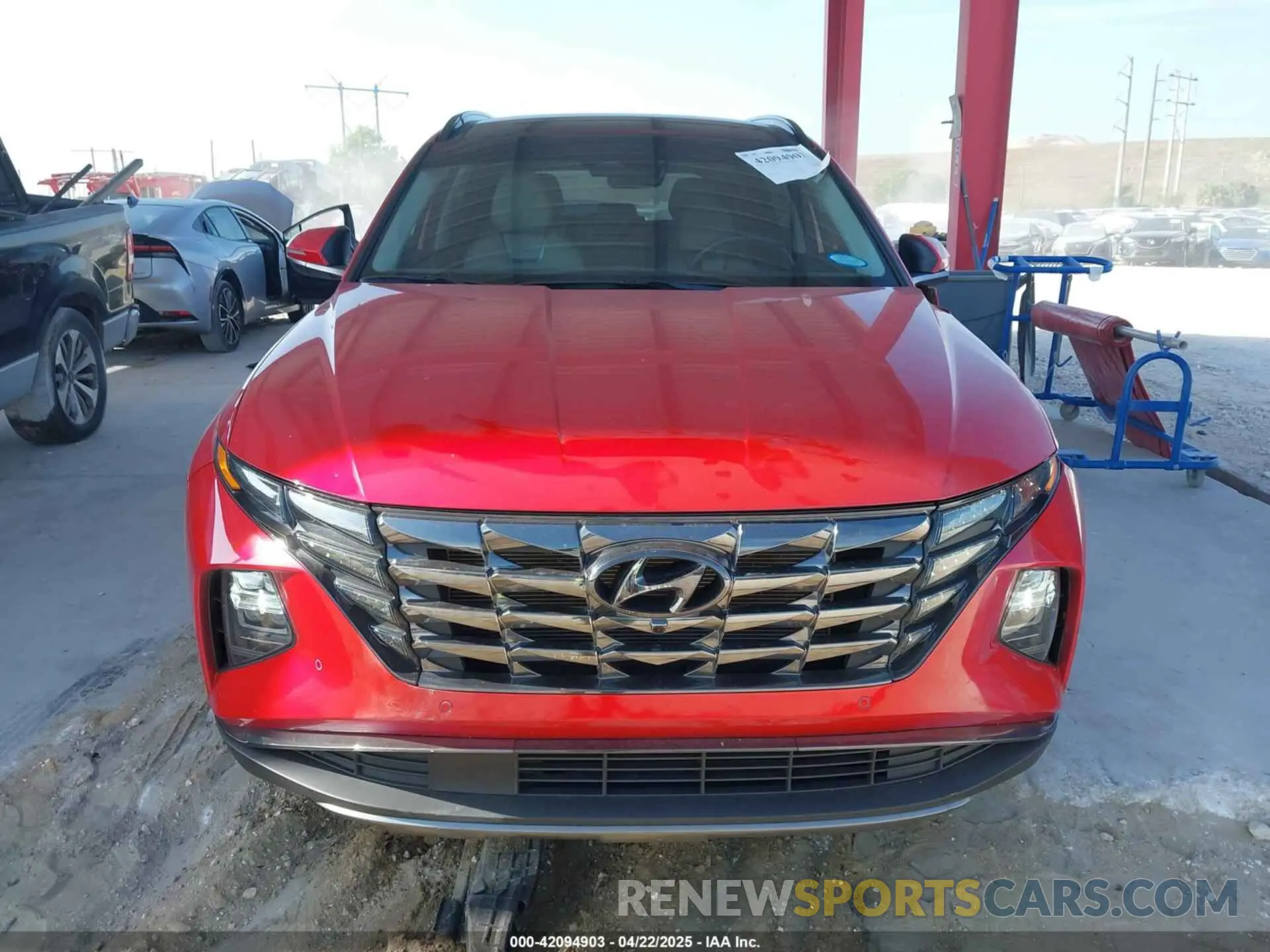 12 Photograph of a damaged car 5NMJE3AE3NH142738 HYUNDAI TUCSON 2022