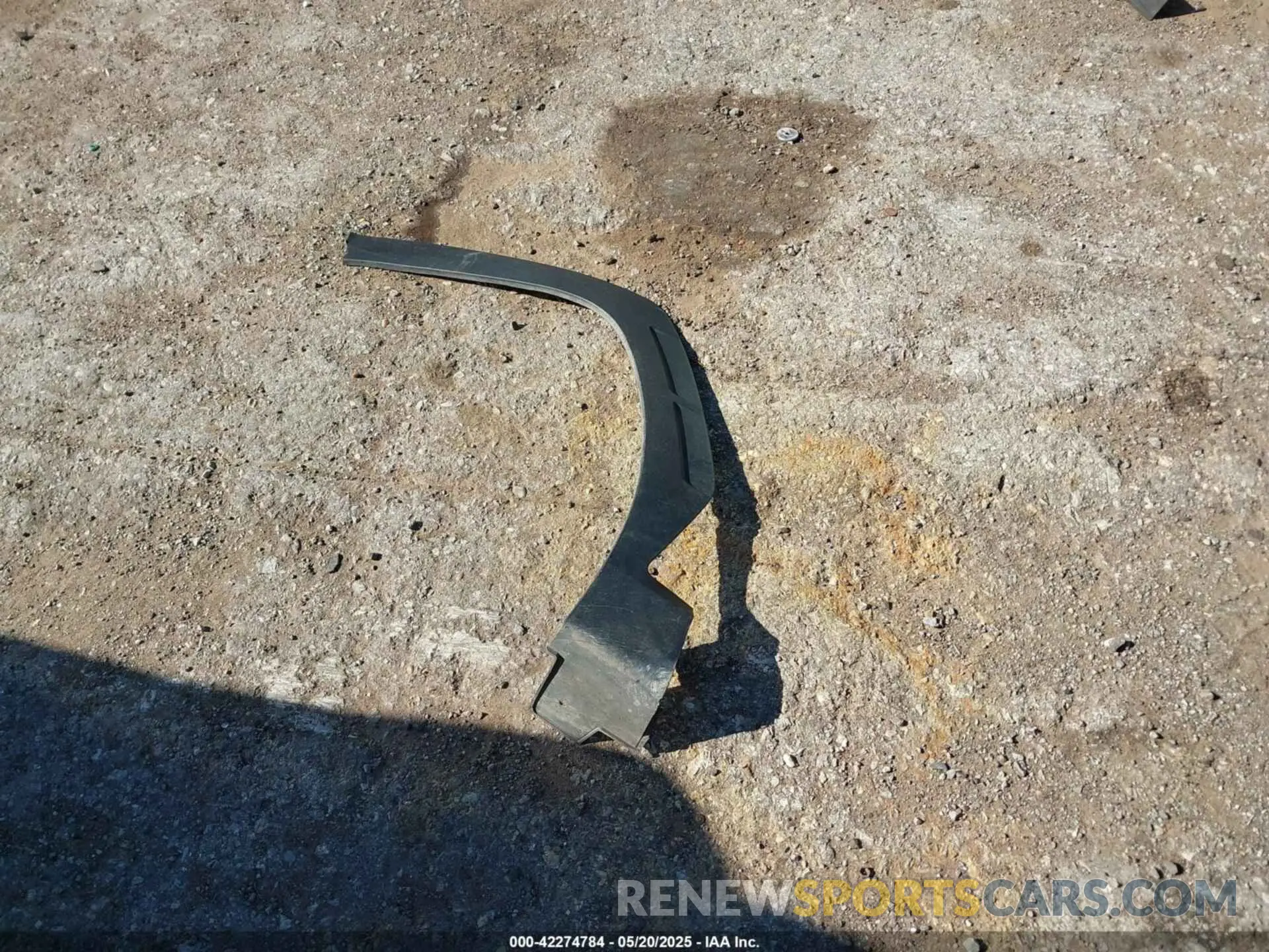 11 Photograph of a damaged car 5NMJE3AE5NH044312 HYUNDAI TUCSON 2022