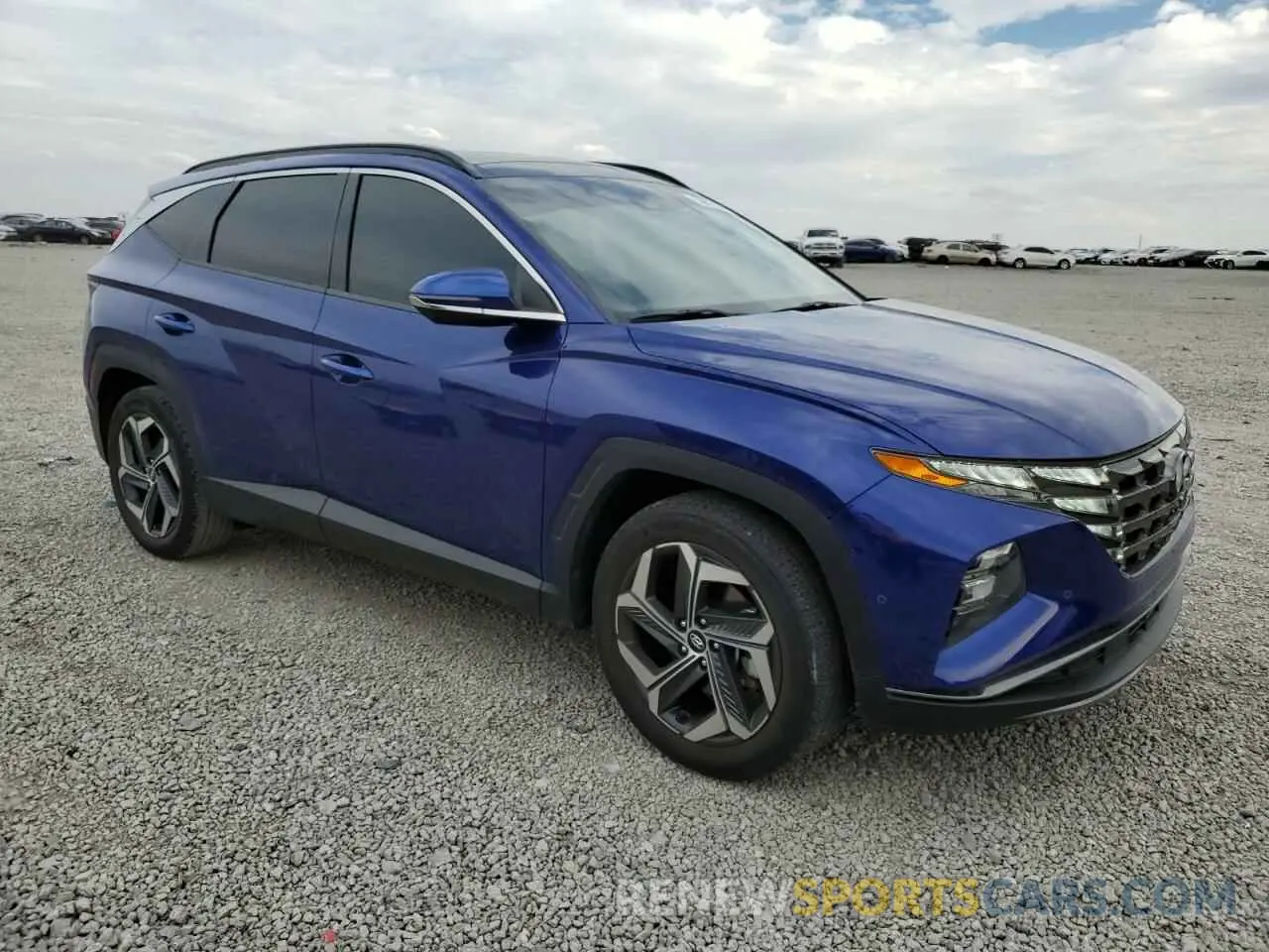 4 Photograph of a damaged car 5NMJE3AE9NH017274 HYUNDAI TUCSON 2022
