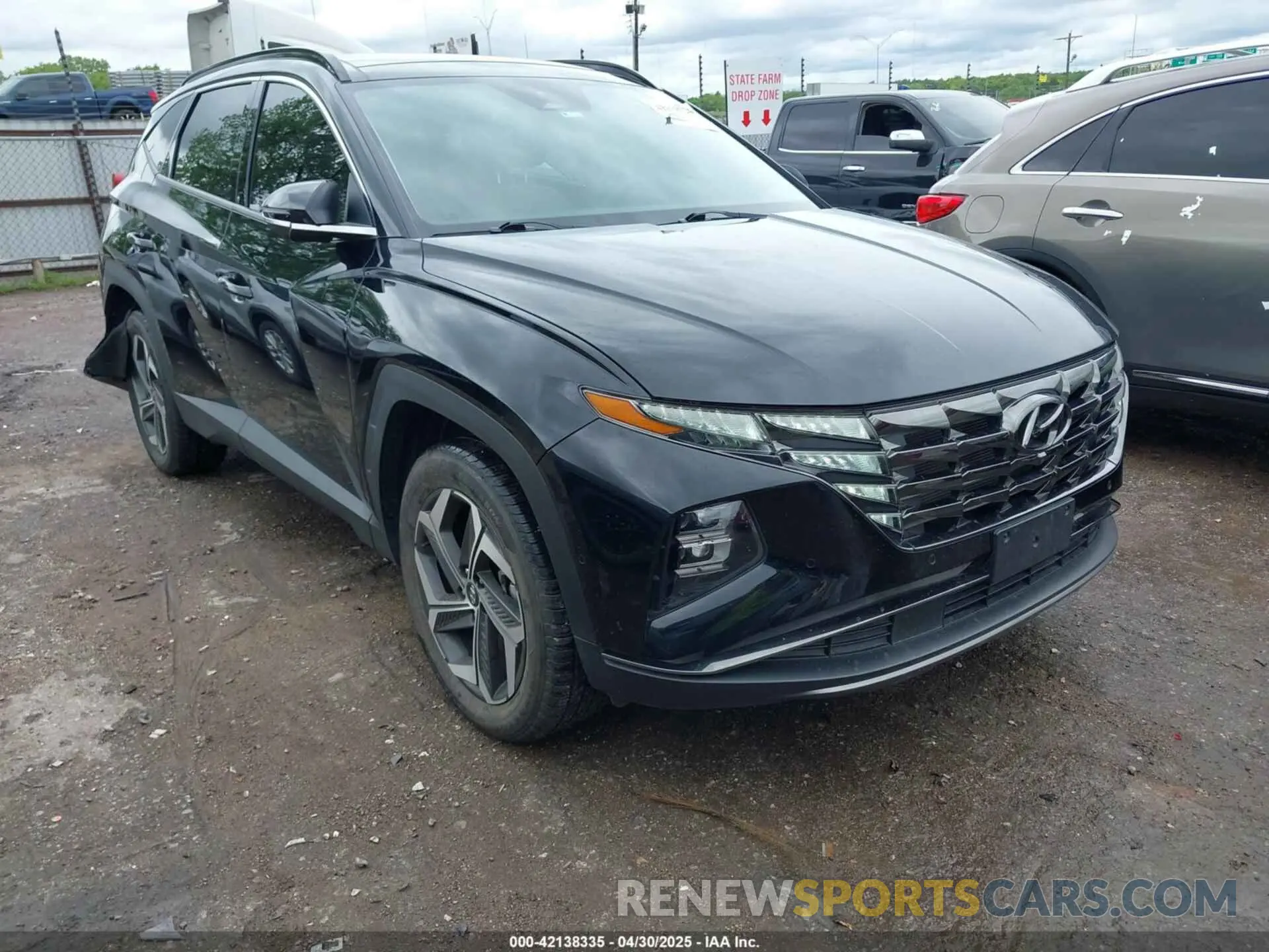 1 Photograph of a damaged car 5NMJECAE2NH000848 HYUNDAI TUCSON 2022