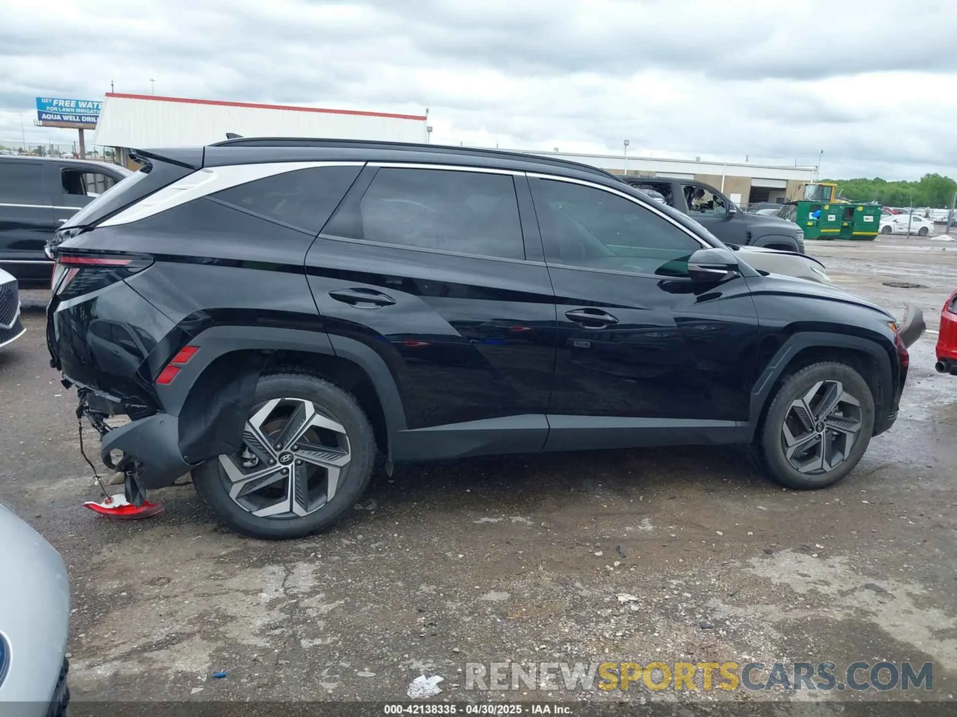 13 Photograph of a damaged car 5NMJECAE2NH000848 HYUNDAI TUCSON 2022