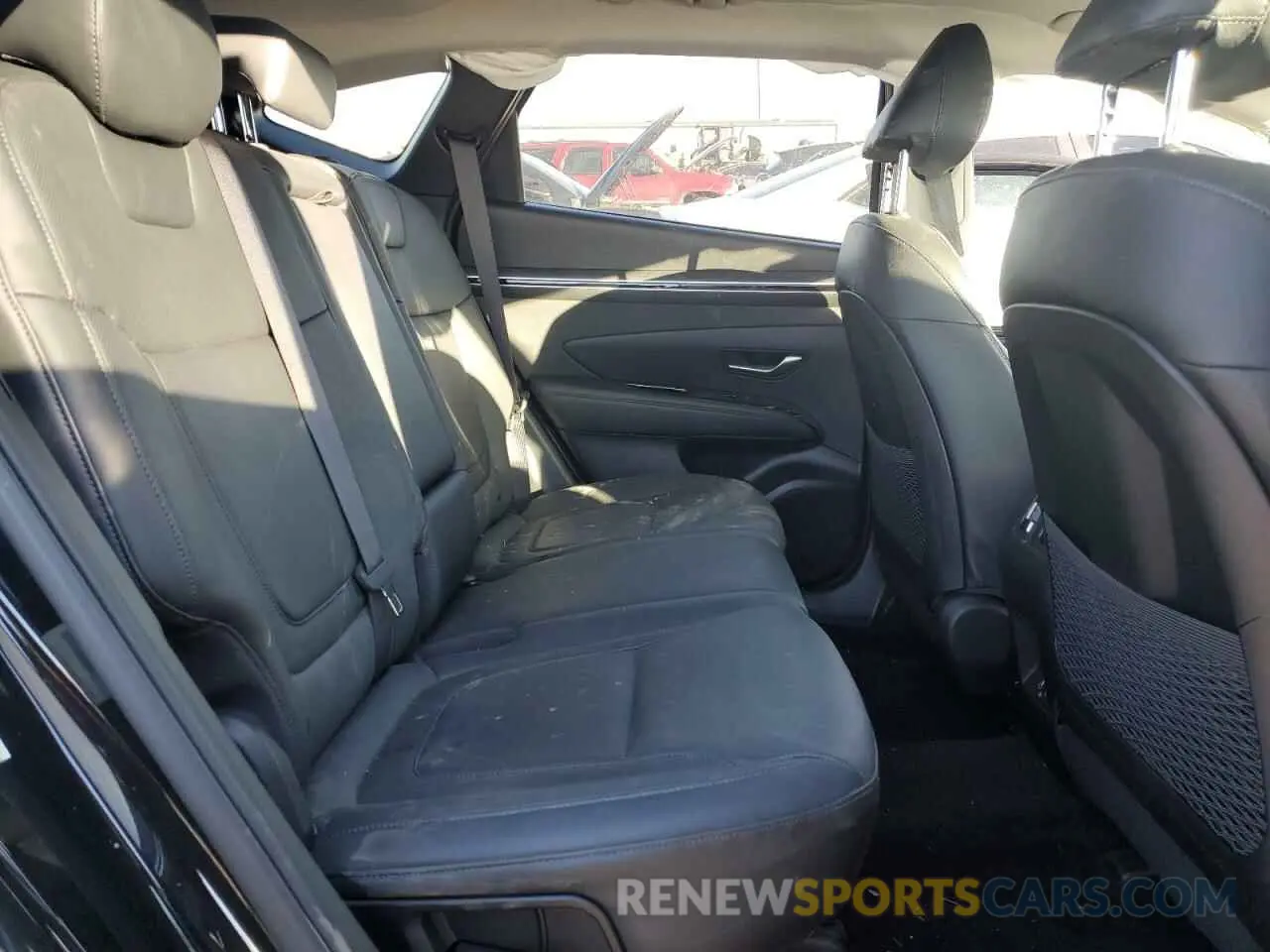 11 Photograph of a damaged car 5NMJECAE5NH075916 HYUNDAI TUCSON 2022