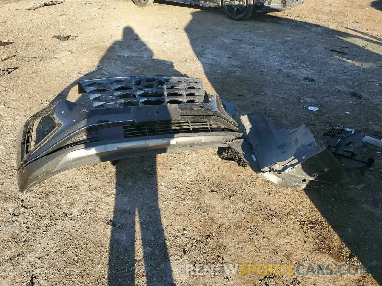 13 Photograph of a damaged car 5NMJECAE5NH075916 HYUNDAI TUCSON 2022