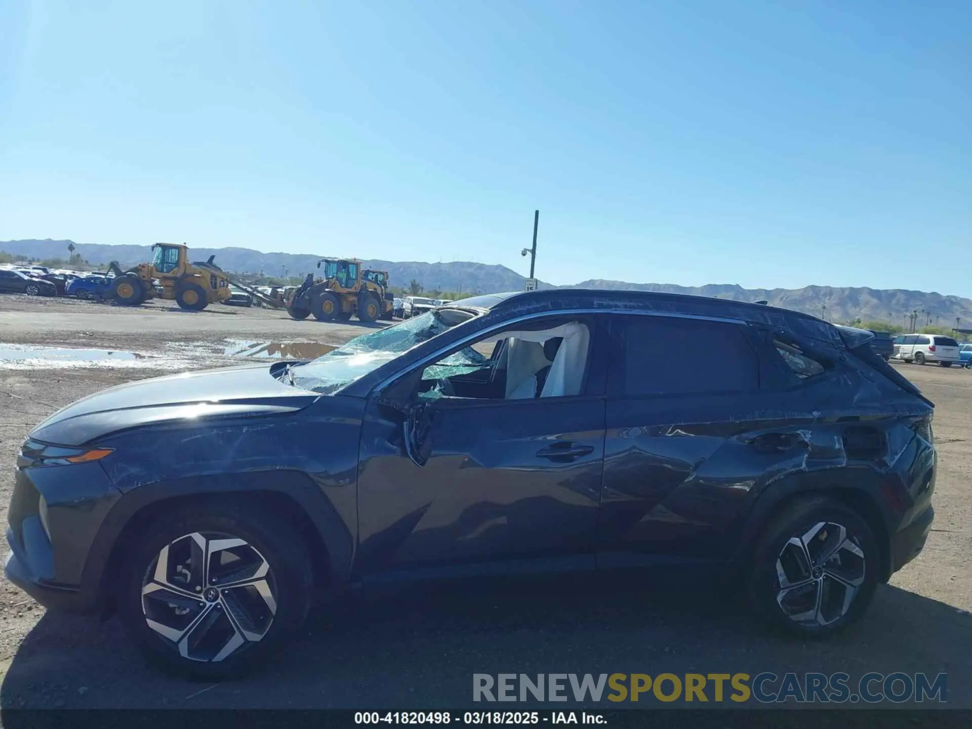 13 Photograph of a damaged car 5NMJECAE8NH146705 HYUNDAI TUCSON 2022