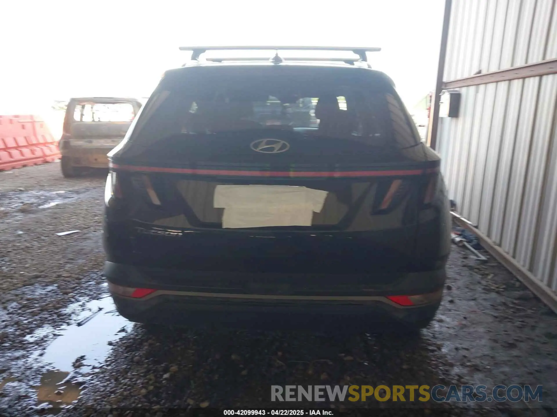 17 Photograph of a damaged car 5NMJF3AE4NH151395 HYUNDAI TUCSON 2022