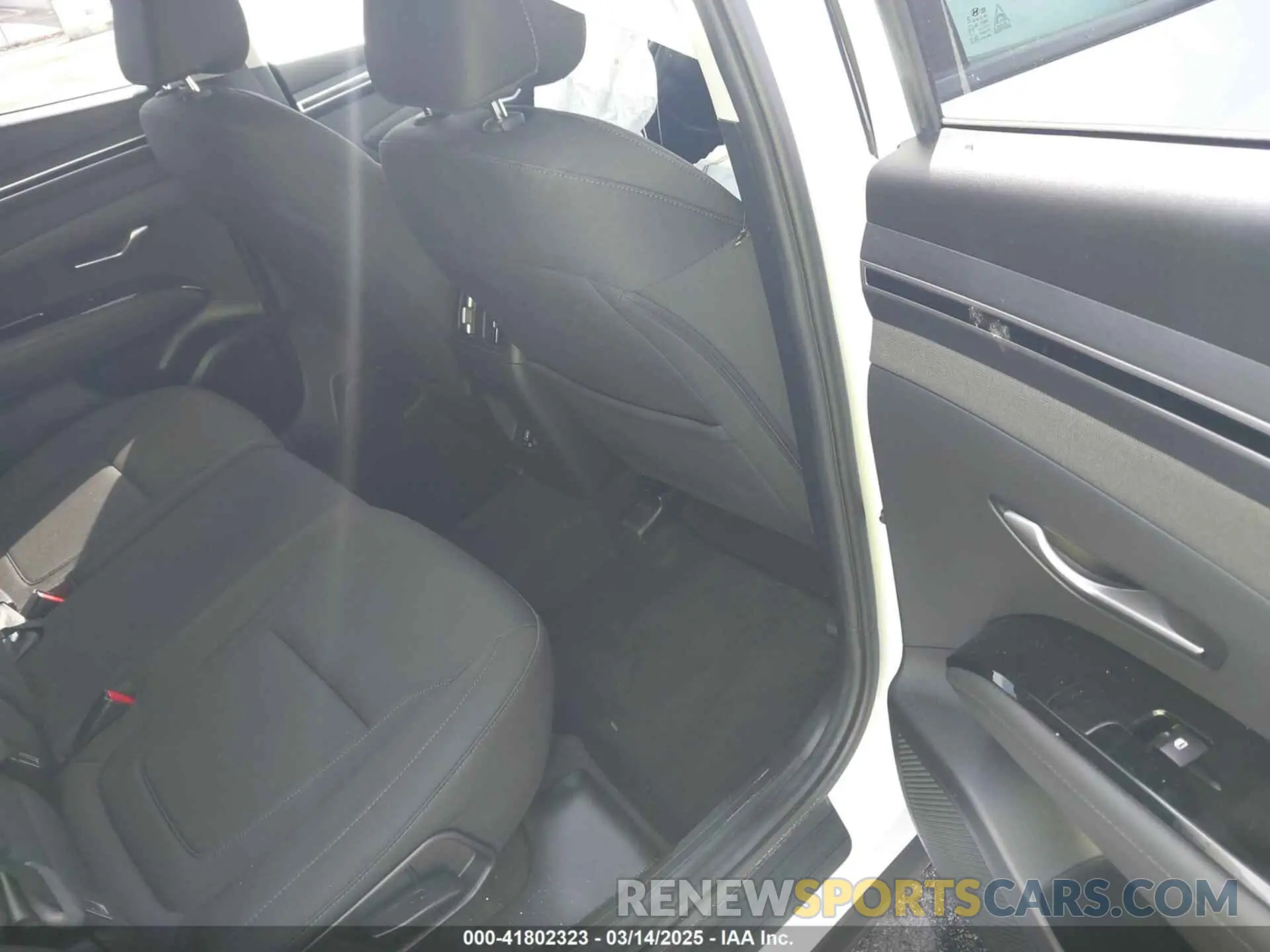 8 Фотография поврежденного автомобиля 5NMJF3AE7NH109495 HYUNDAI TUCSON 2022