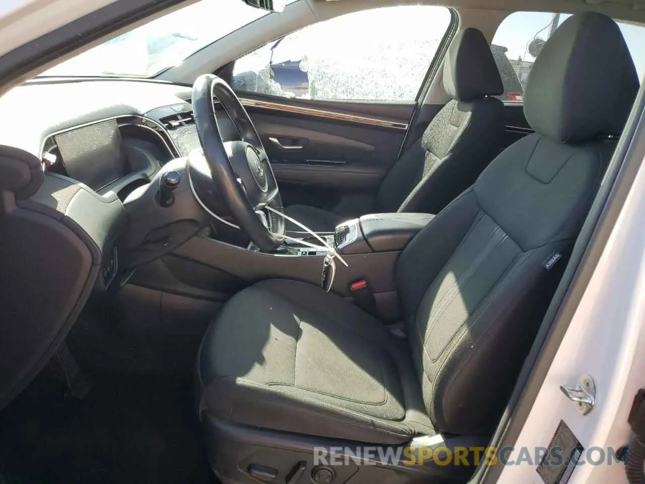 7 Photograph of a damaged car 5NMJF3AE9NH002237 HYUNDAI TUCSON 2022