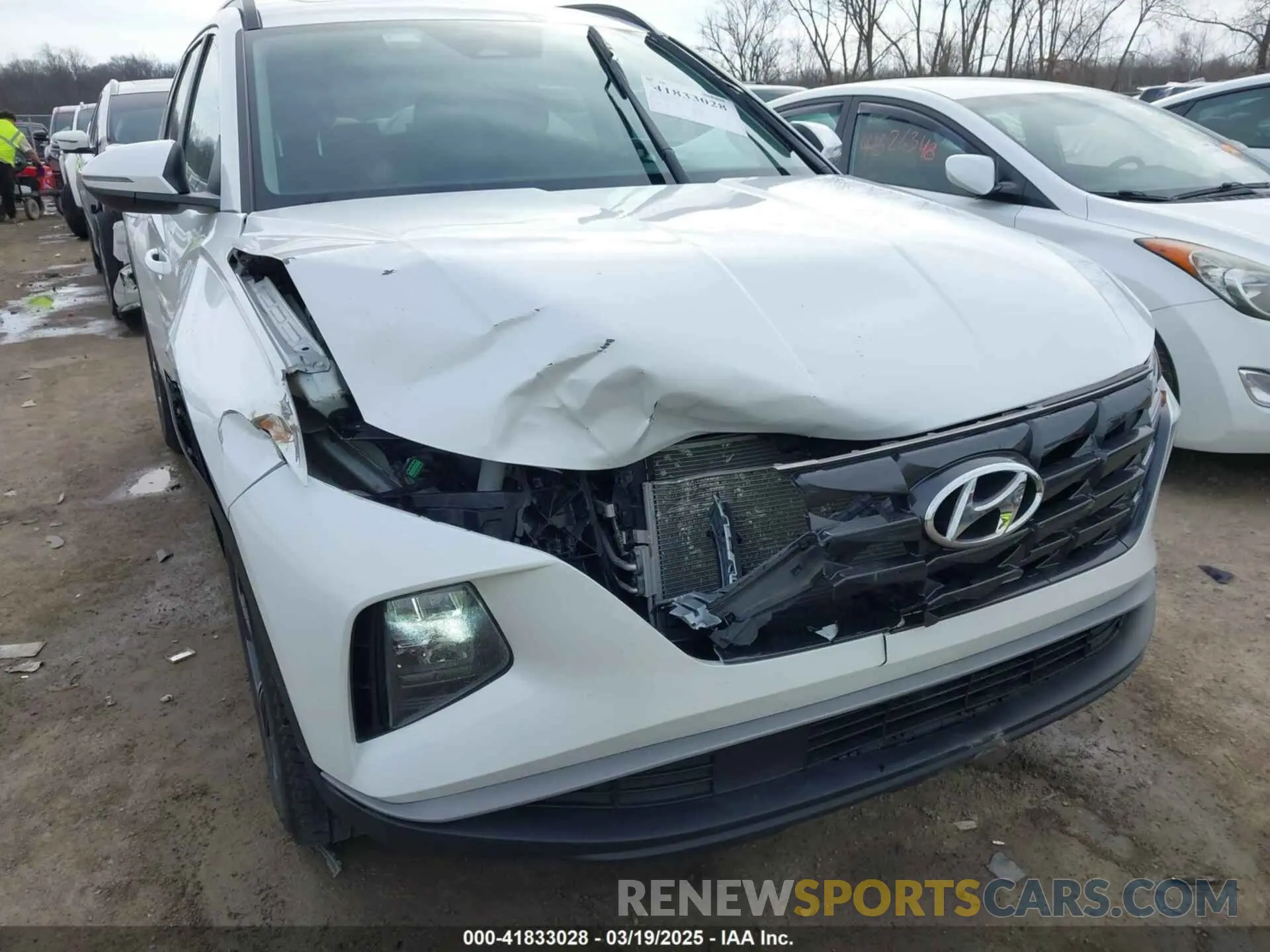 6 Photograph of a damaged car 5NMJFCAE0NH035904 HYUNDAI TUCSON 2022