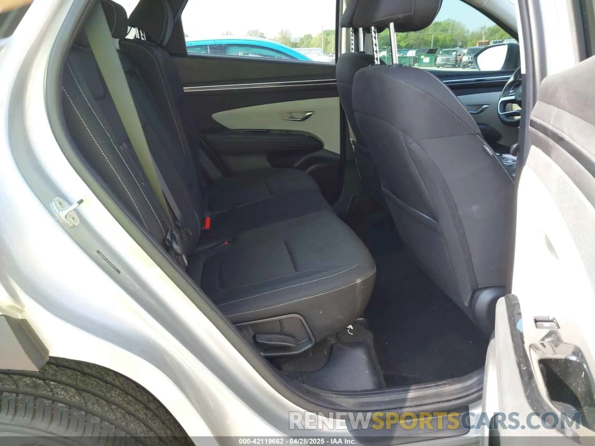 8 Фотография поврежденного автомобиля 5NMJFCAE3NH007613 HYUNDAI TUCSON 2022
