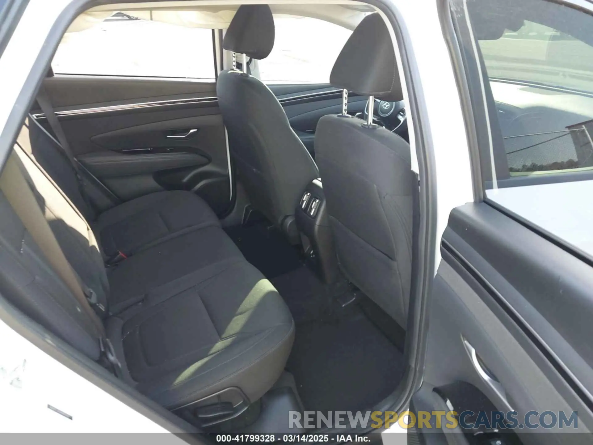 8 Фотография поврежденного автомобиля 5NMJFCAE4NH096155 HYUNDAI TUCSON 2022