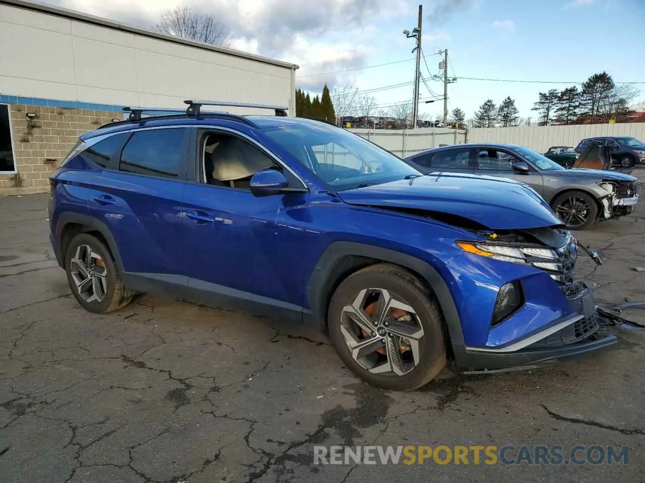 4 Фотография поврежденного автомобиля 5NMJFCAE4NH116985 HYUNDAI TUCSON 2022