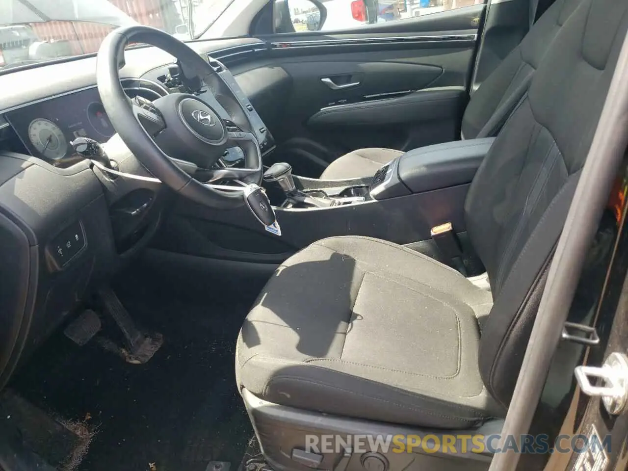 7 Photograph of a damaged car 5NMJFCAE4NH124018 HYUNDAI TUCSON 2022