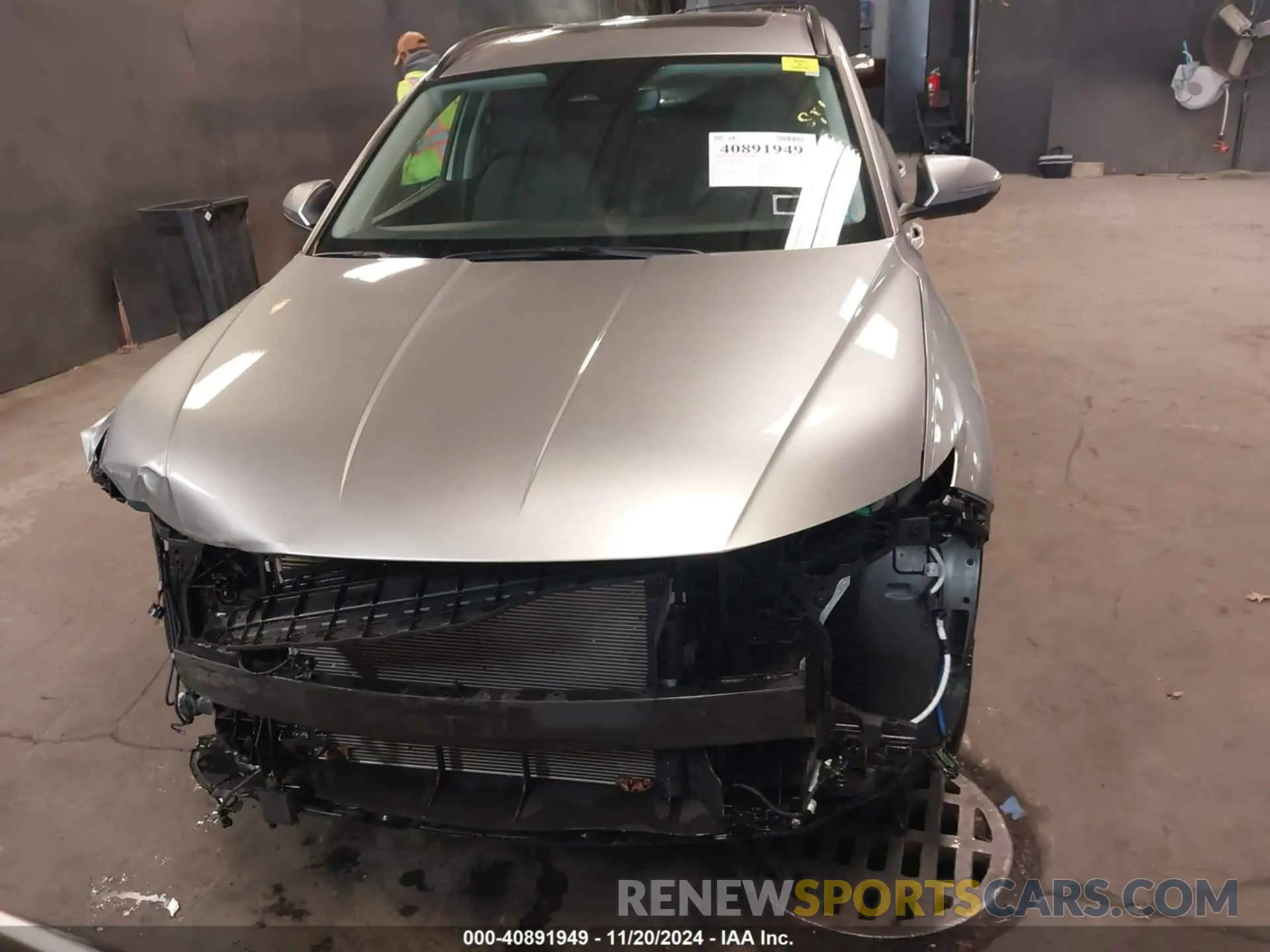 13 Photograph of a damaged car 5NMJFCAE7NH128788 HYUNDAI TUCSON 2022