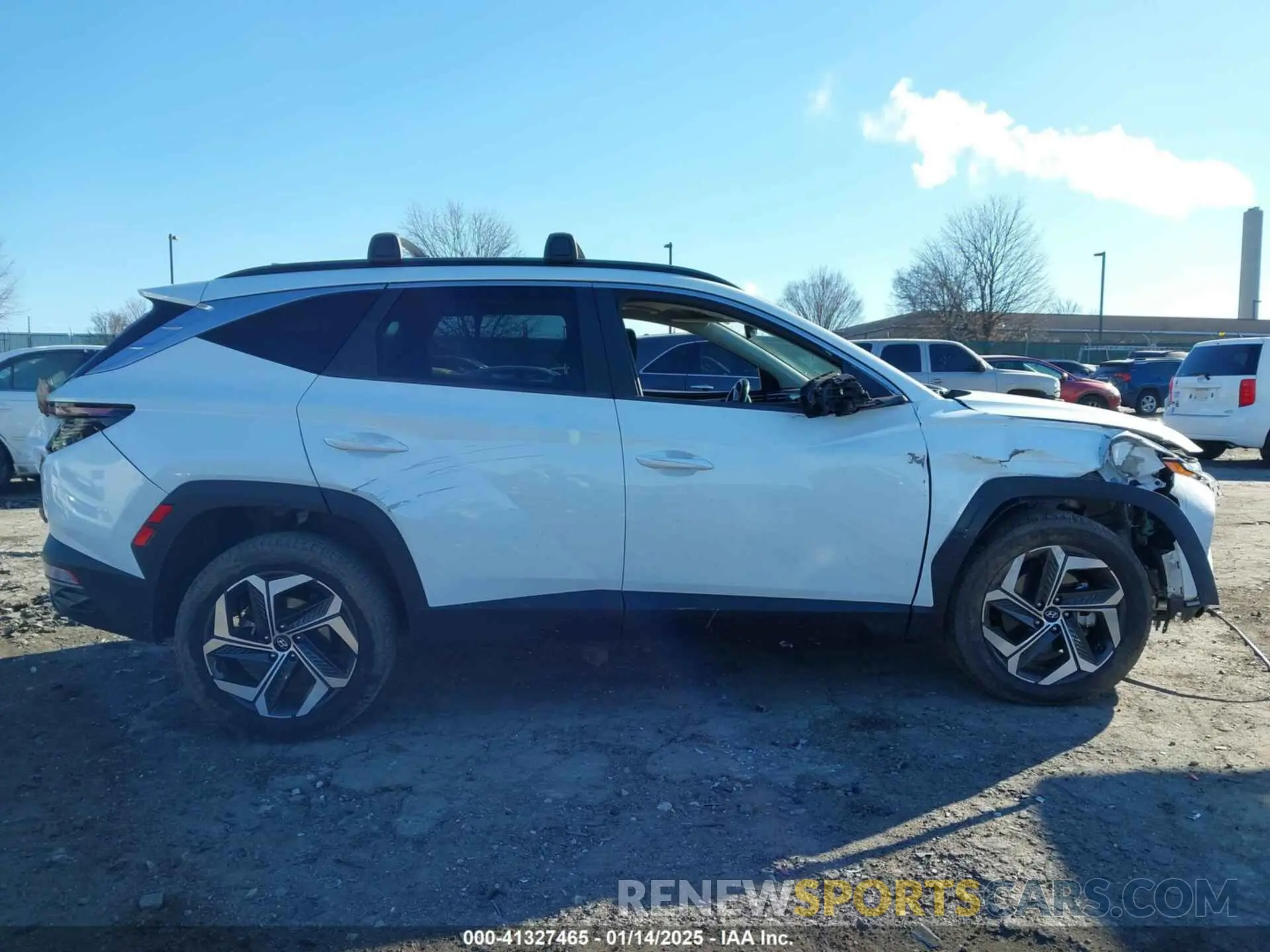 12 Photograph of a damaged car 5NMJFCAE8NH015285 HYUNDAI TUCSON 2022