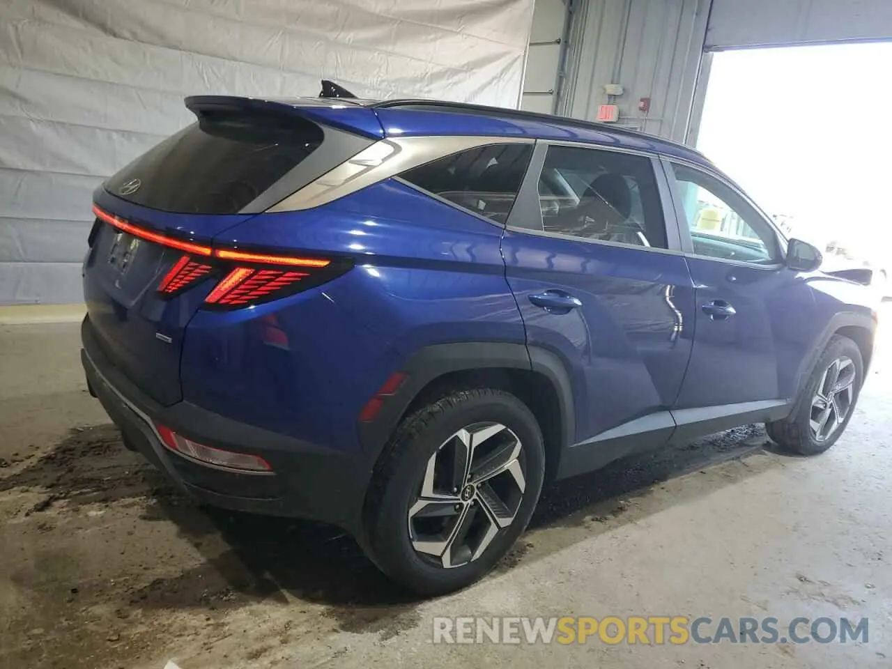 3 Photograph of a damaged car 5NMJFCAE9NH035867 HYUNDAI TUCSON 2022