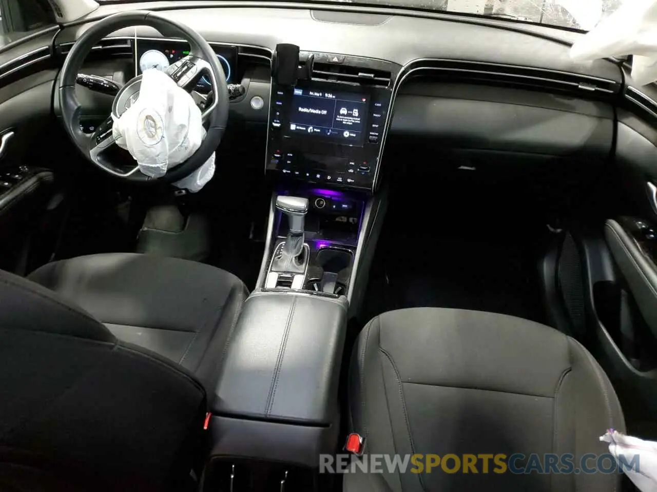 8 Photograph of a damaged car 5NMJFCAEXNH011643 HYUNDAI TUCSON 2022