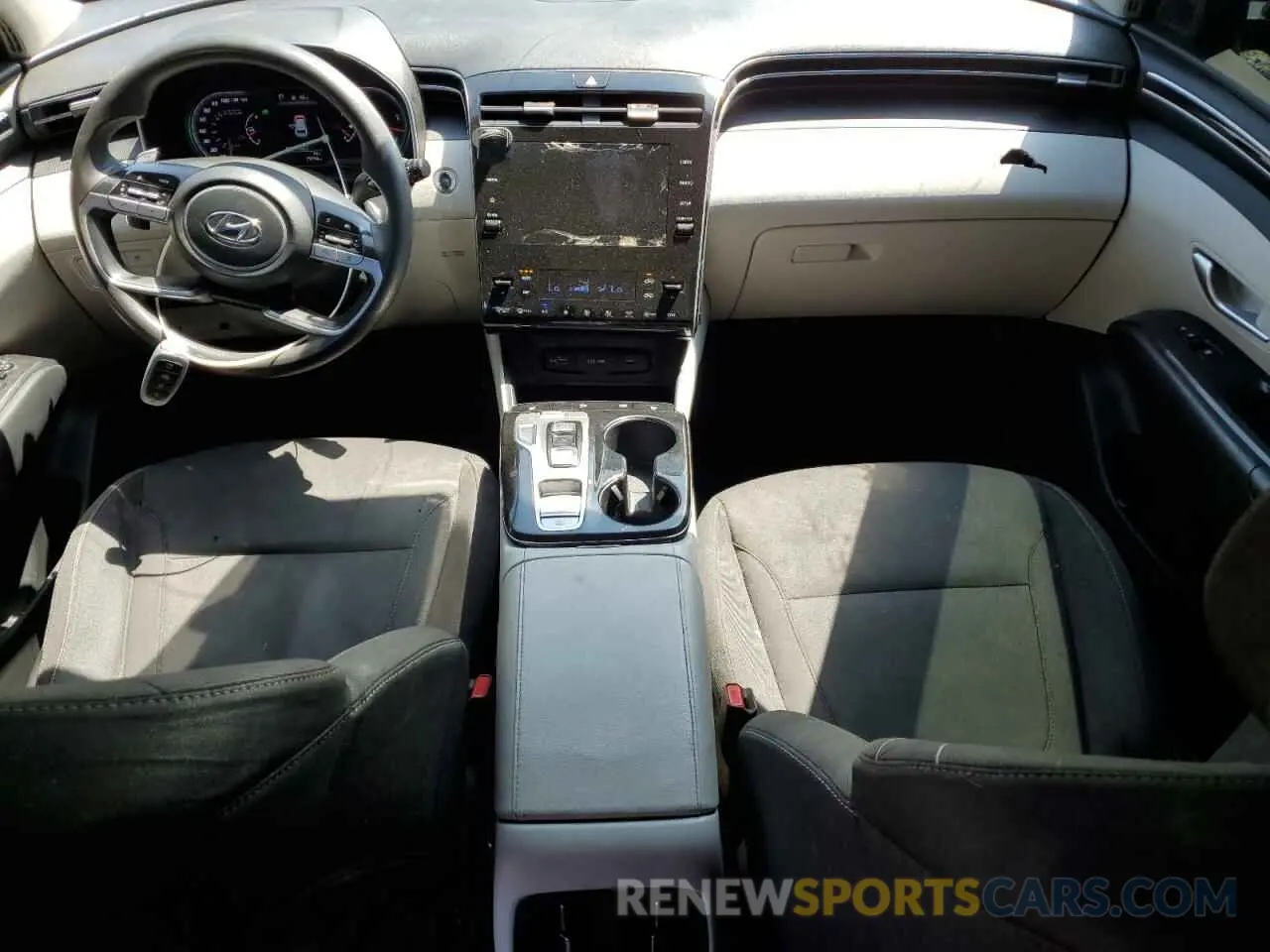 8 Photograph of a damaged car KM8JBCA18NU078836 HYUNDAI TUCSON 2022
