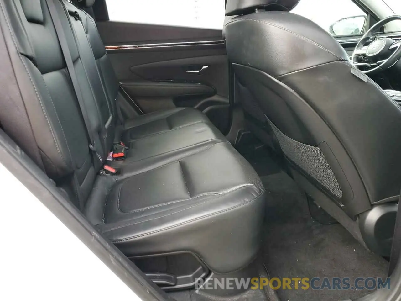 11 Photograph of a damaged car KM8JECA15NU076095 HYUNDAI TUCSON 2022
