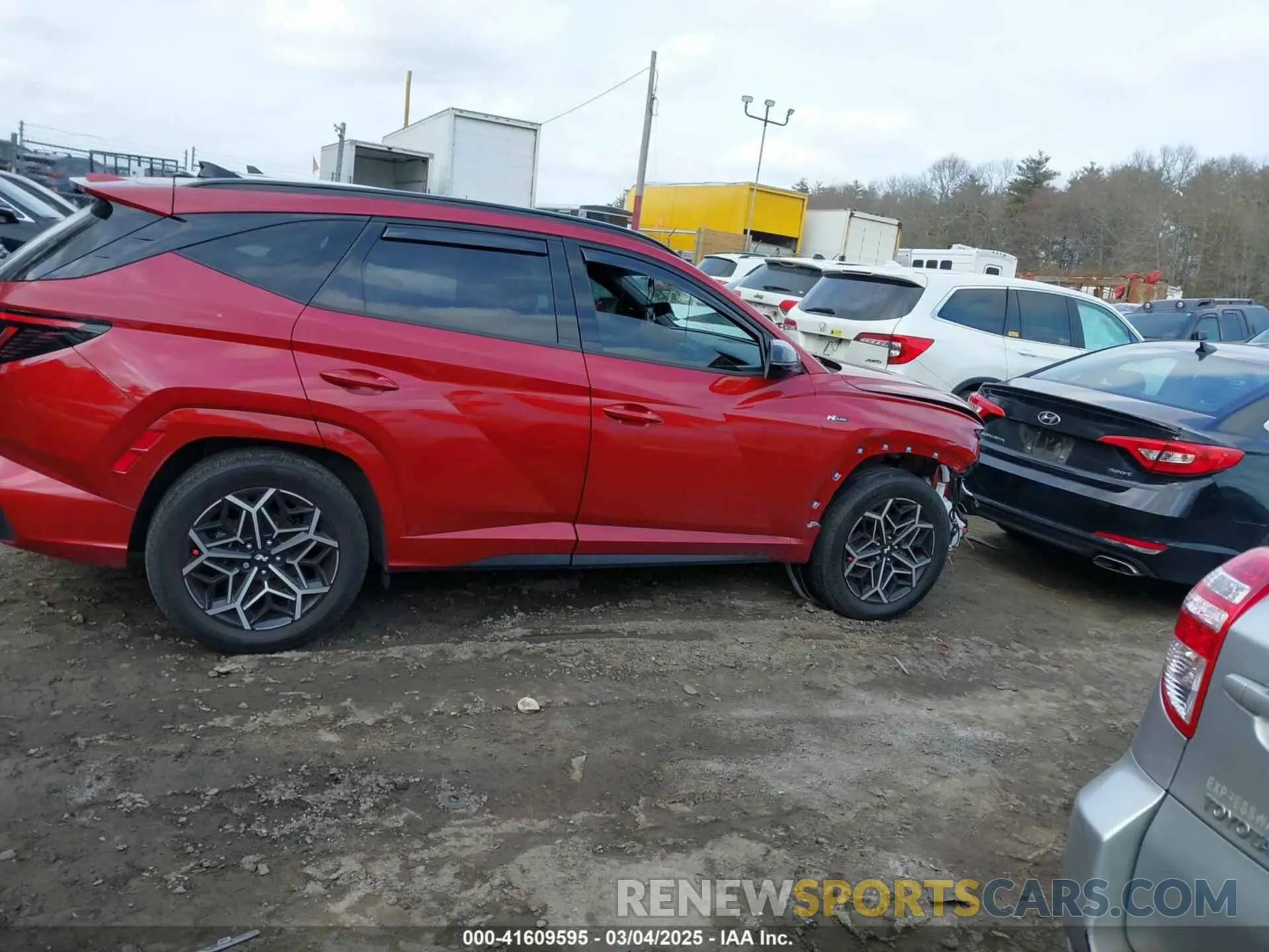 13 Photograph of a damaged car KM8JFCAE4NU167598 HYUNDAI TUCSON 2022