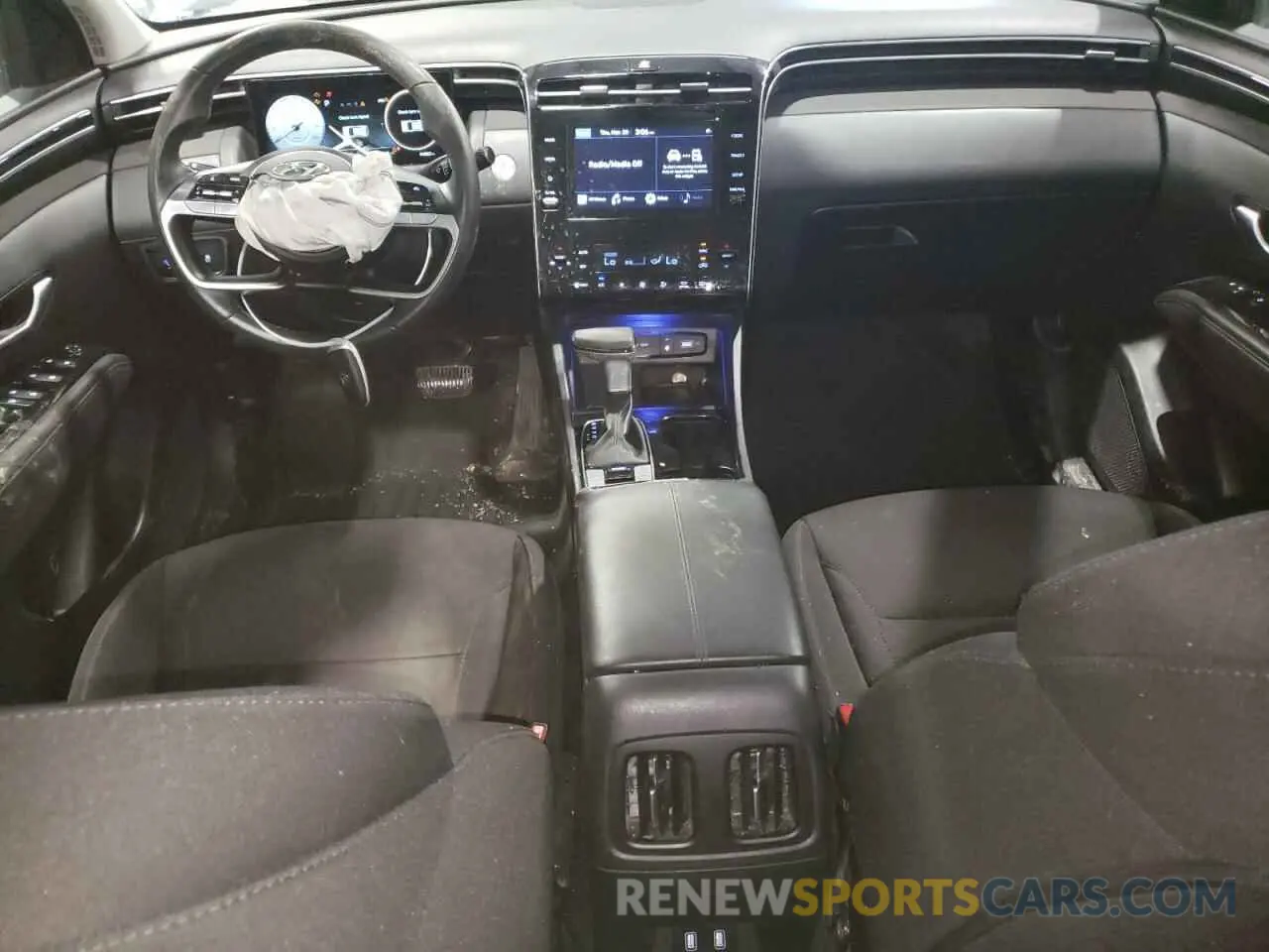 8 Photograph of a damaged car KM8JFCAE8NU107842 HYUNDAI TUCSON 2022