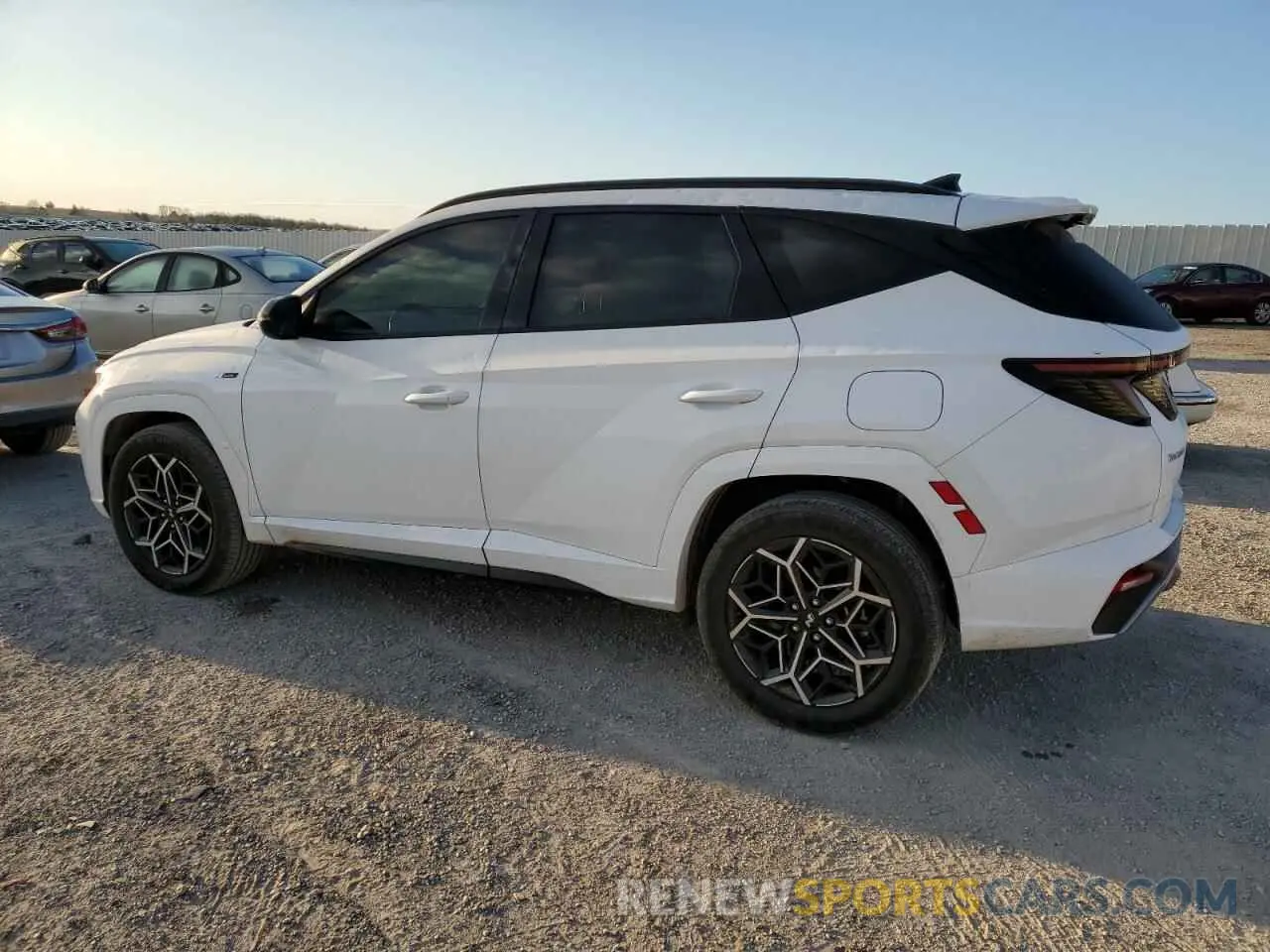 2 Photograph of a damaged car KM8JFCAE8NU162825 HYUNDAI TUCSON 2022