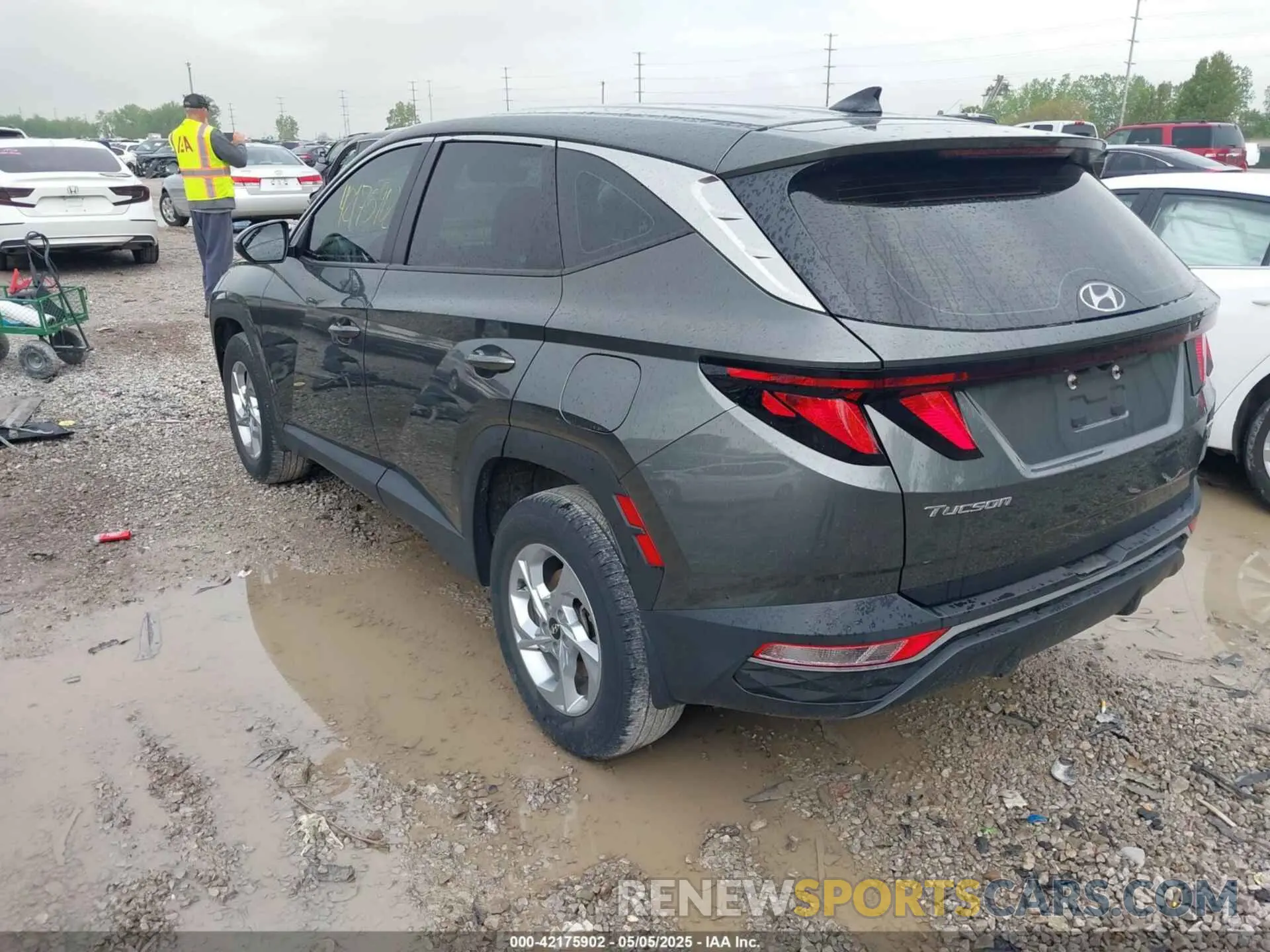 3 Фотография поврежденного автомобиля 5NMJACAE6PH176834 HYUNDAI TUCSON 2023