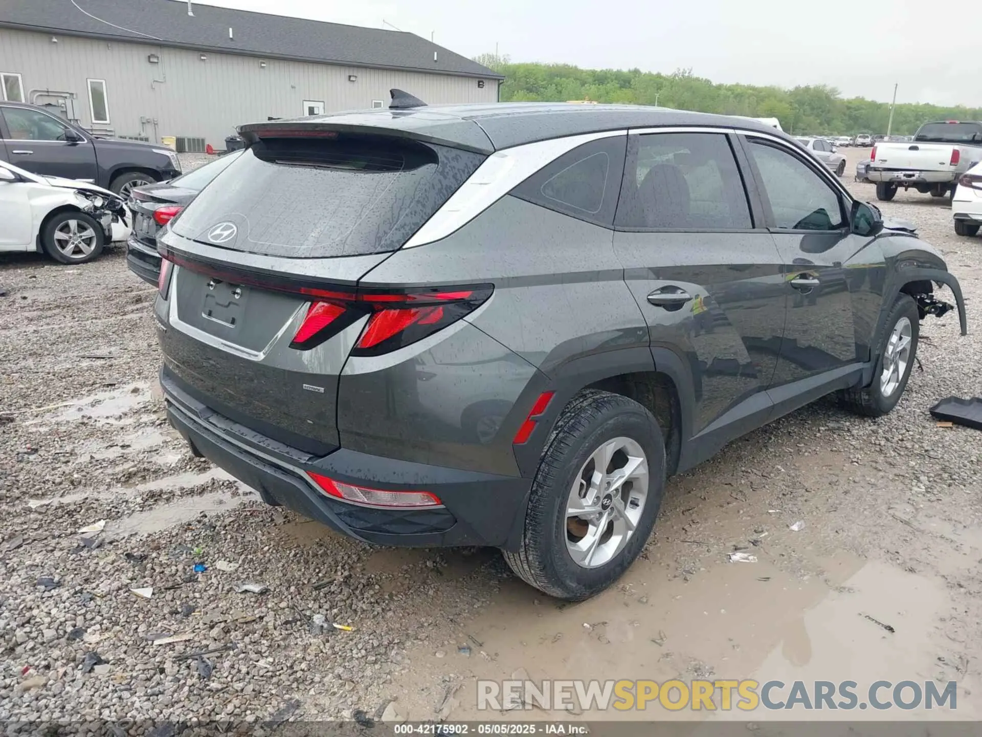4 Фотография поврежденного автомобиля 5NMJACAE6PH176834 HYUNDAI TUCSON 2023