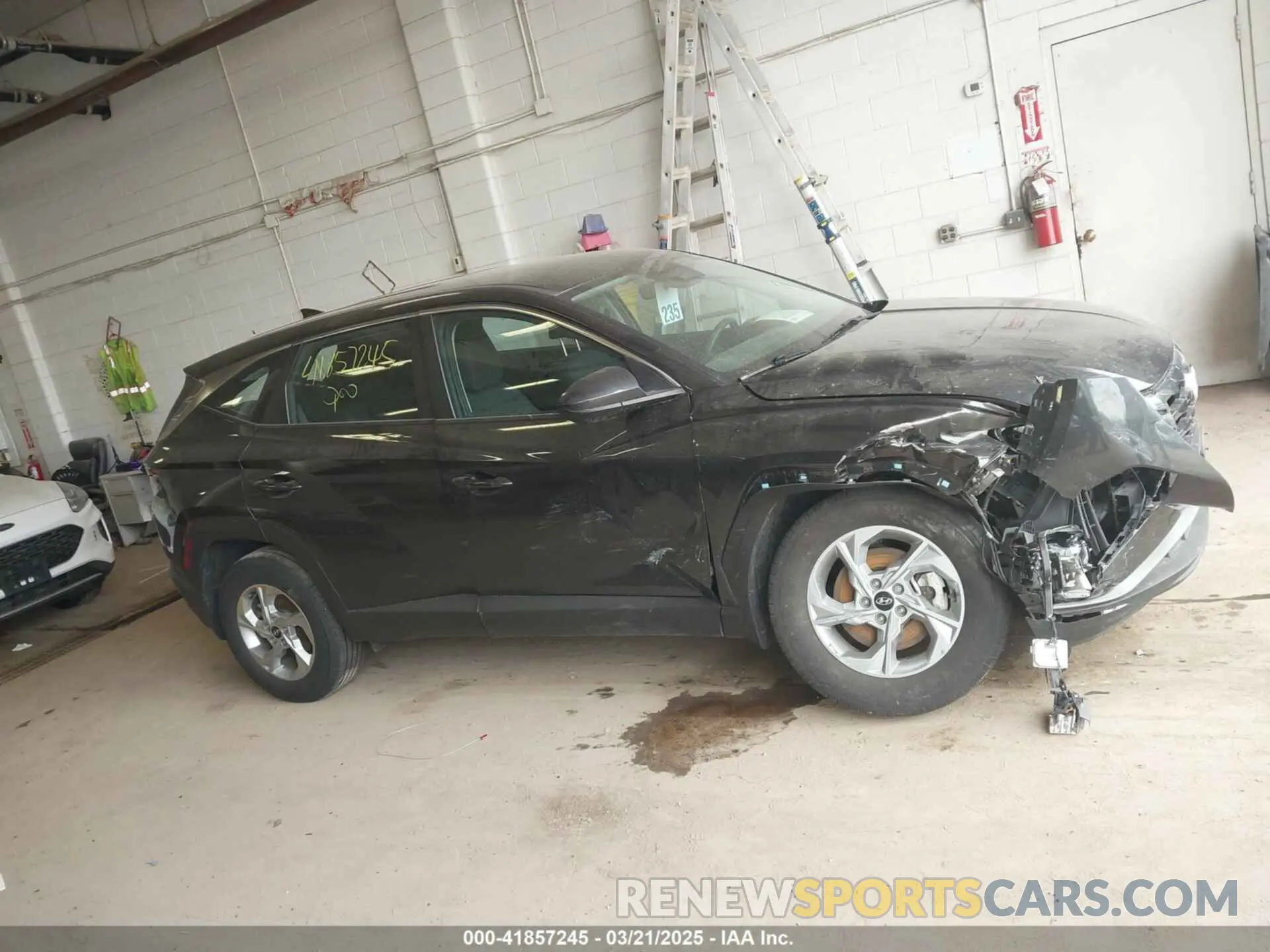 13 Photograph of a damaged car 5NMJACAE7PH247717 HYUNDAI TUCSON 2023