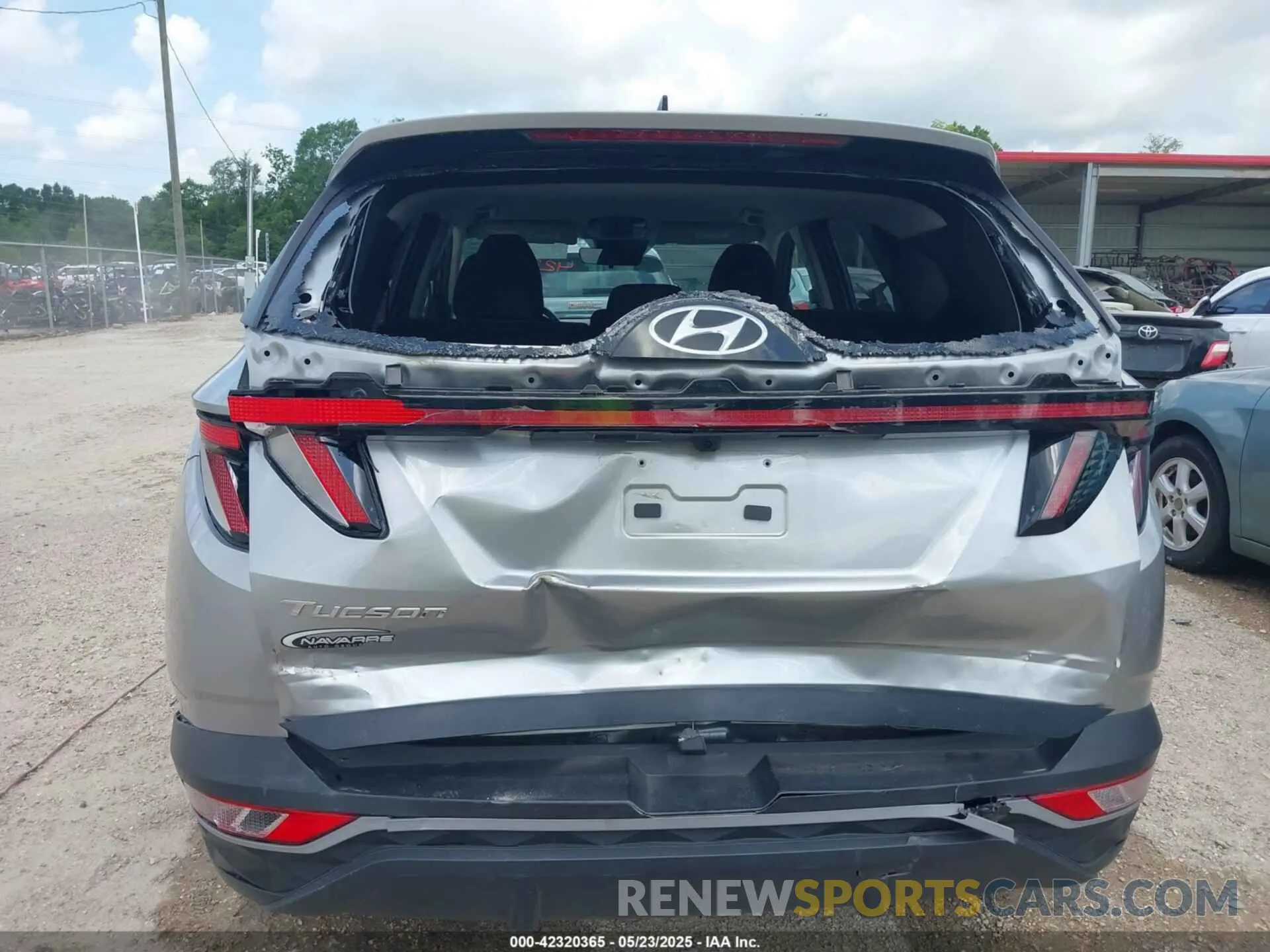 17 Фотография поврежденного автомобиля 5NMJB3AE0PH186093 HYUNDAI TUCSON 2023