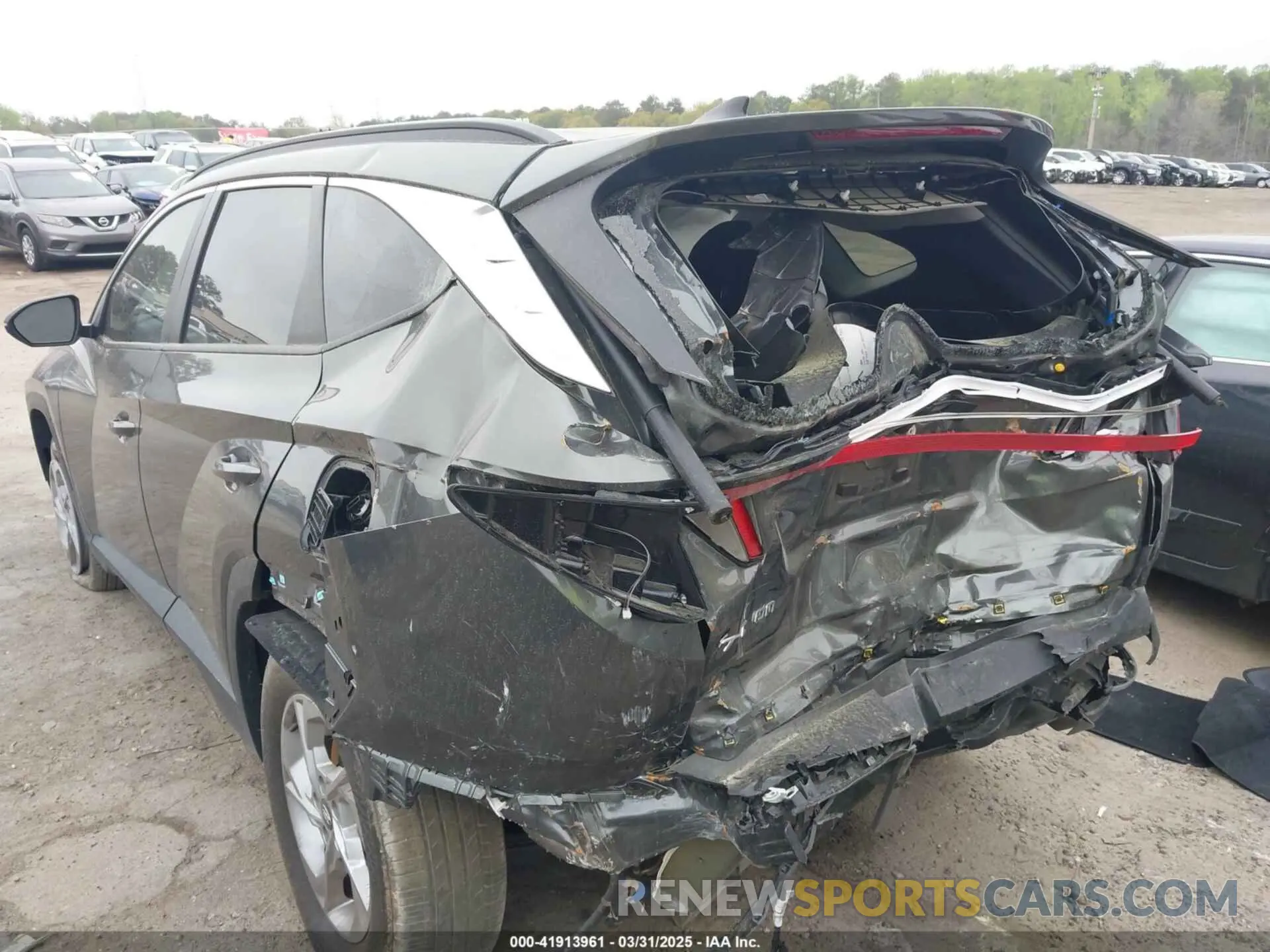 3 Фотография поврежденного автомобиля 5NMJB3AE3PH244441 HYUNDAI TUCSON 2023