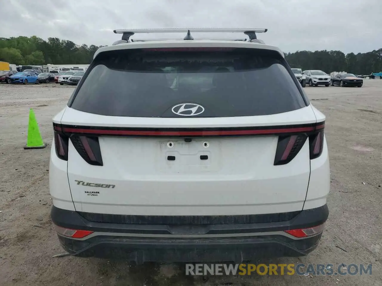 6 Photograph of a damaged car 5NMJB3AE3PH289377 HYUNDAI TUCSON 2023
