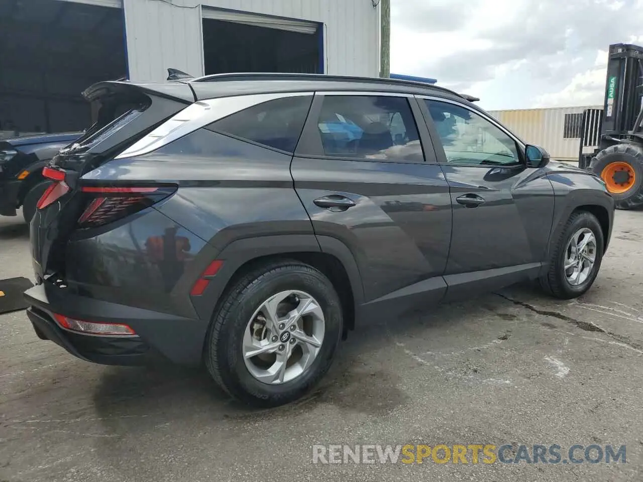 3 Фотография поврежденного автомобиля 5NMJB3AE4PH248286 HYUNDAI TUCSON 2023
