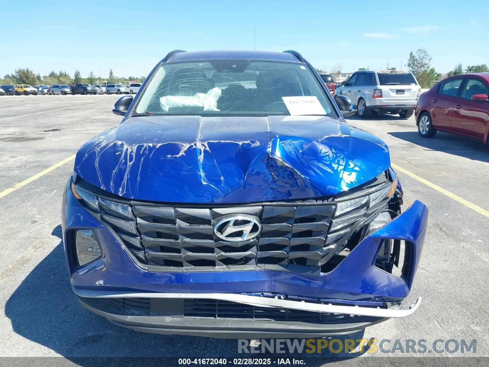 11 Photograph of a damaged car 5NMJB3AE5PH242819 HYUNDAI TUCSON 2023