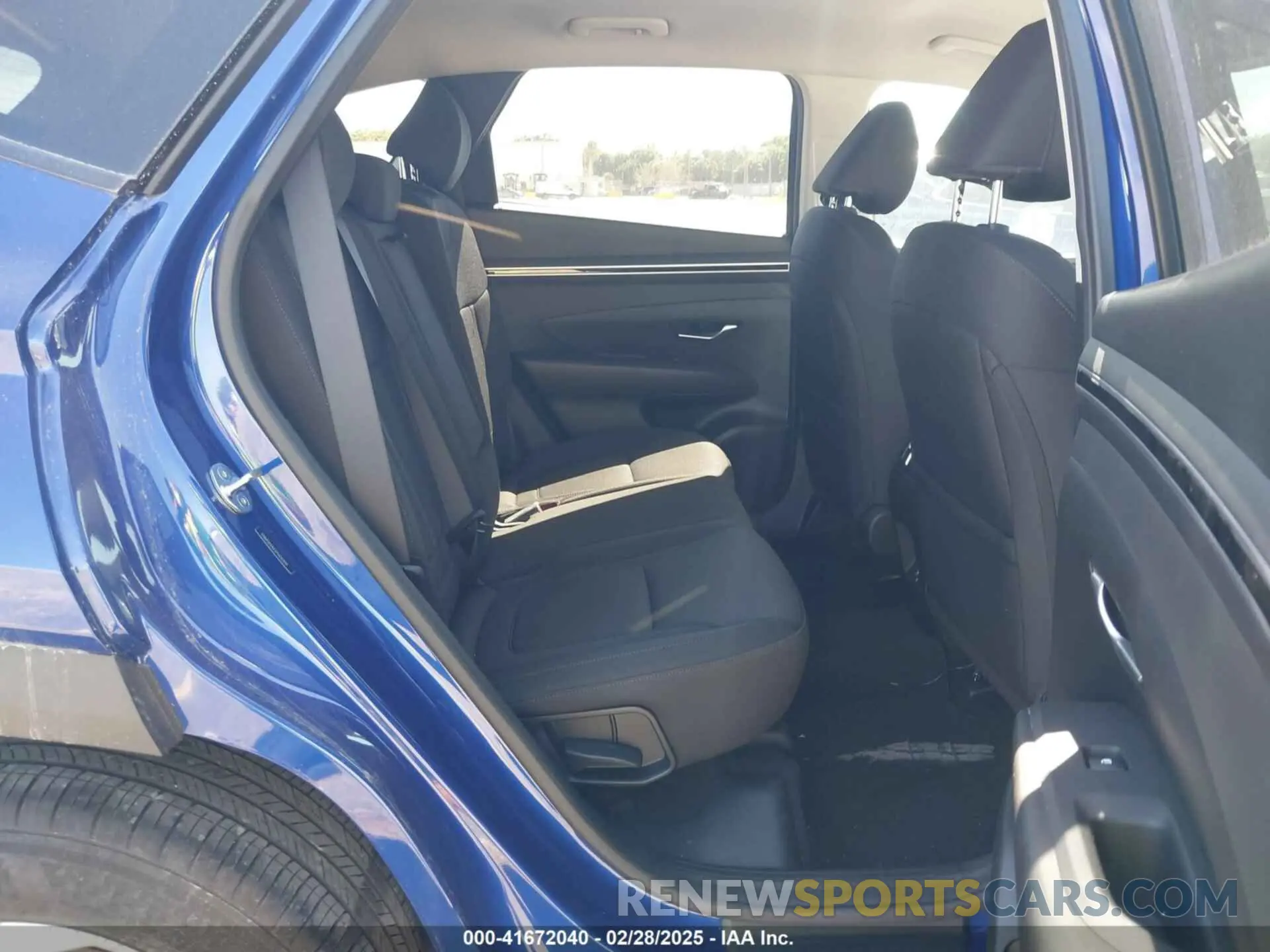 8 Photograph of a damaged car 5NMJB3AE5PH242819 HYUNDAI TUCSON 2023