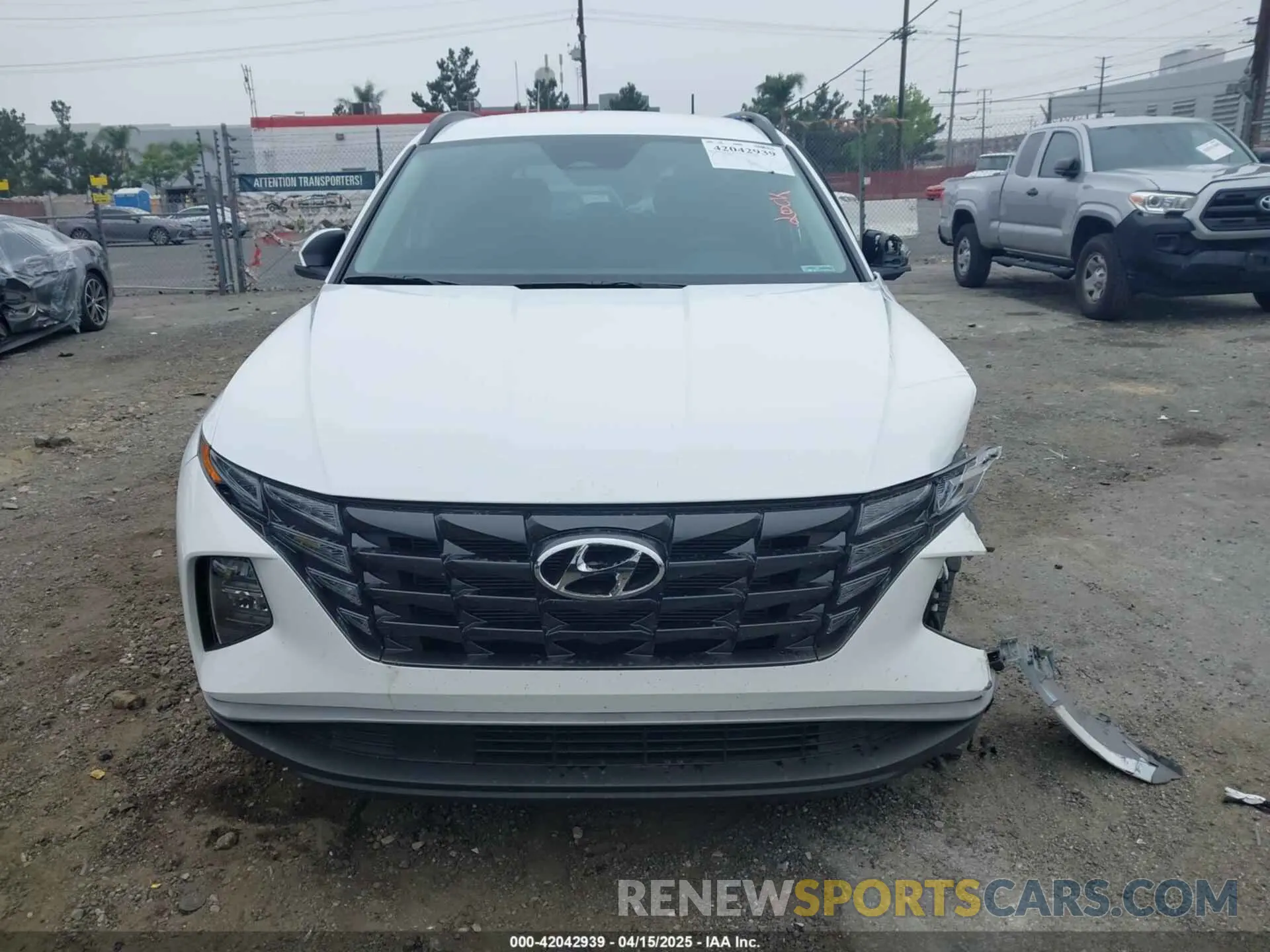 12 Фотография поврежденного автомобиля 5NMJB3AE6PH198295 HYUNDAI TUCSON 2023